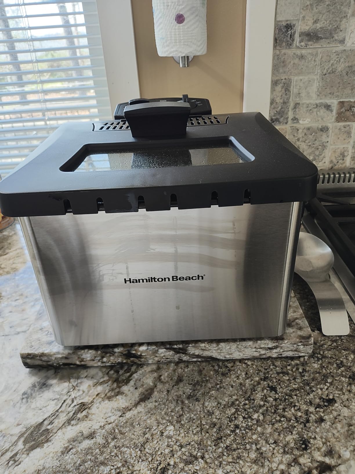 Hamilton Beach Professional Style Electric Deep Fryer With 3 Baskets, 4.5 Liter / 19 Cup Oil Capacity, 1800 Watts, Lid With View Window, Easy Detach Magnetic Cord, Stainless Steel (35034G) customer photo 1