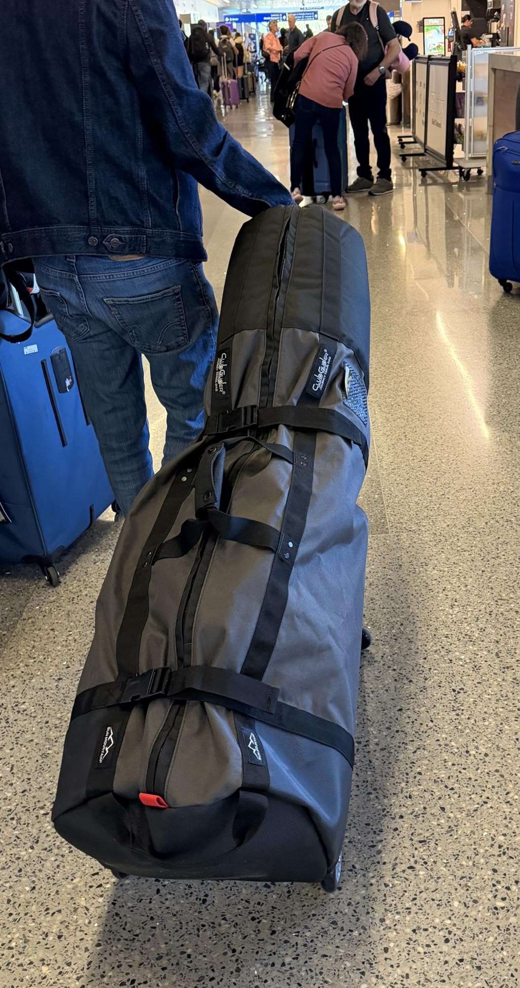 Sun Mountain ClubGlider Journey Golf Travel Bag - 4-Wheel Rolling System, Extendable & Retractable Legs for Easy Transport, Effortless Travel & Maneuverability customer photo 1
