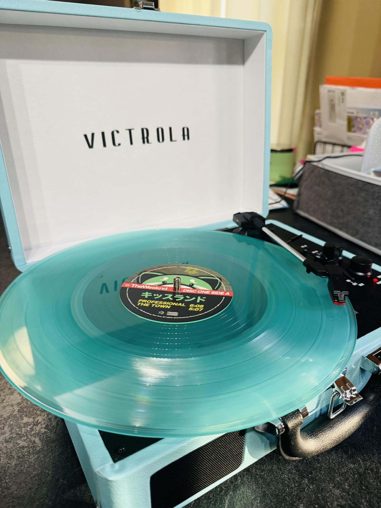Victrola Journey Bluetooth Suitcase Record Player customer photo 1