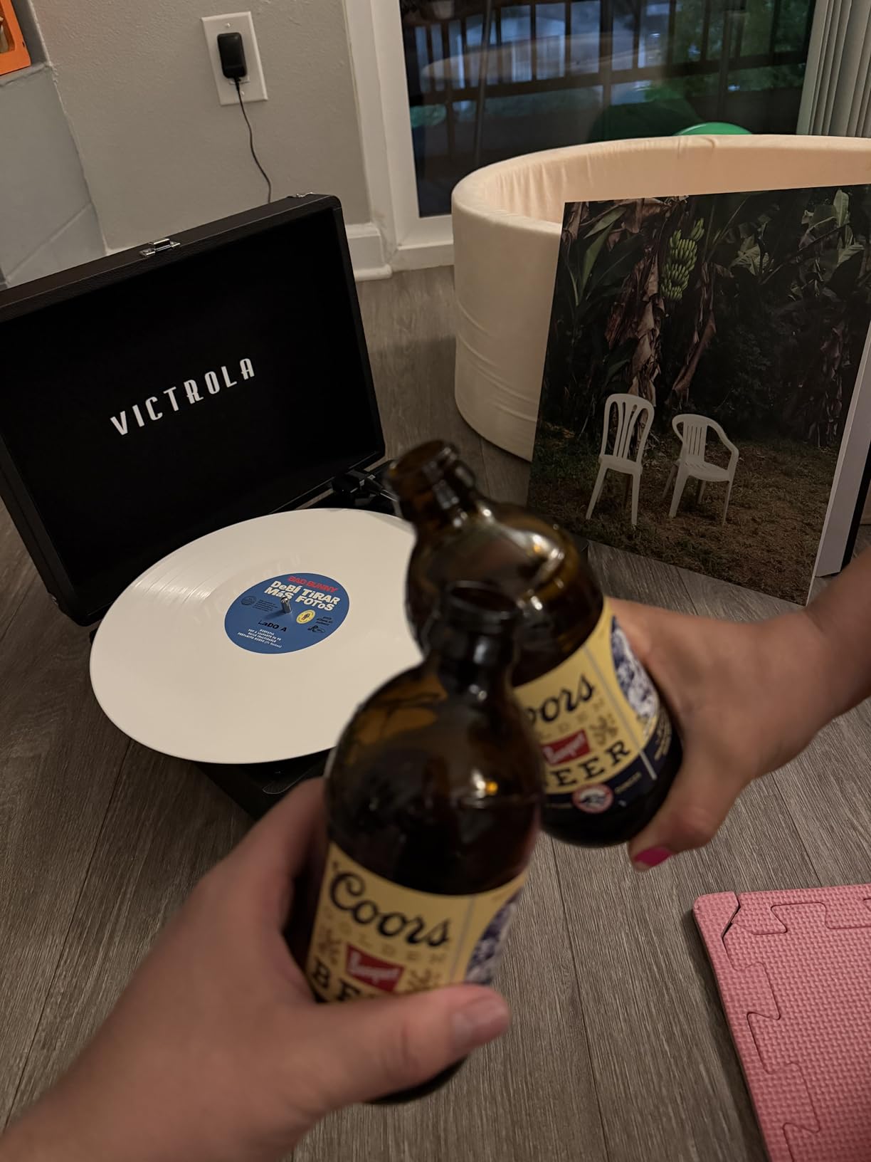 Victrola Journey Bluetooth Suitcase Record Player customer photo 2