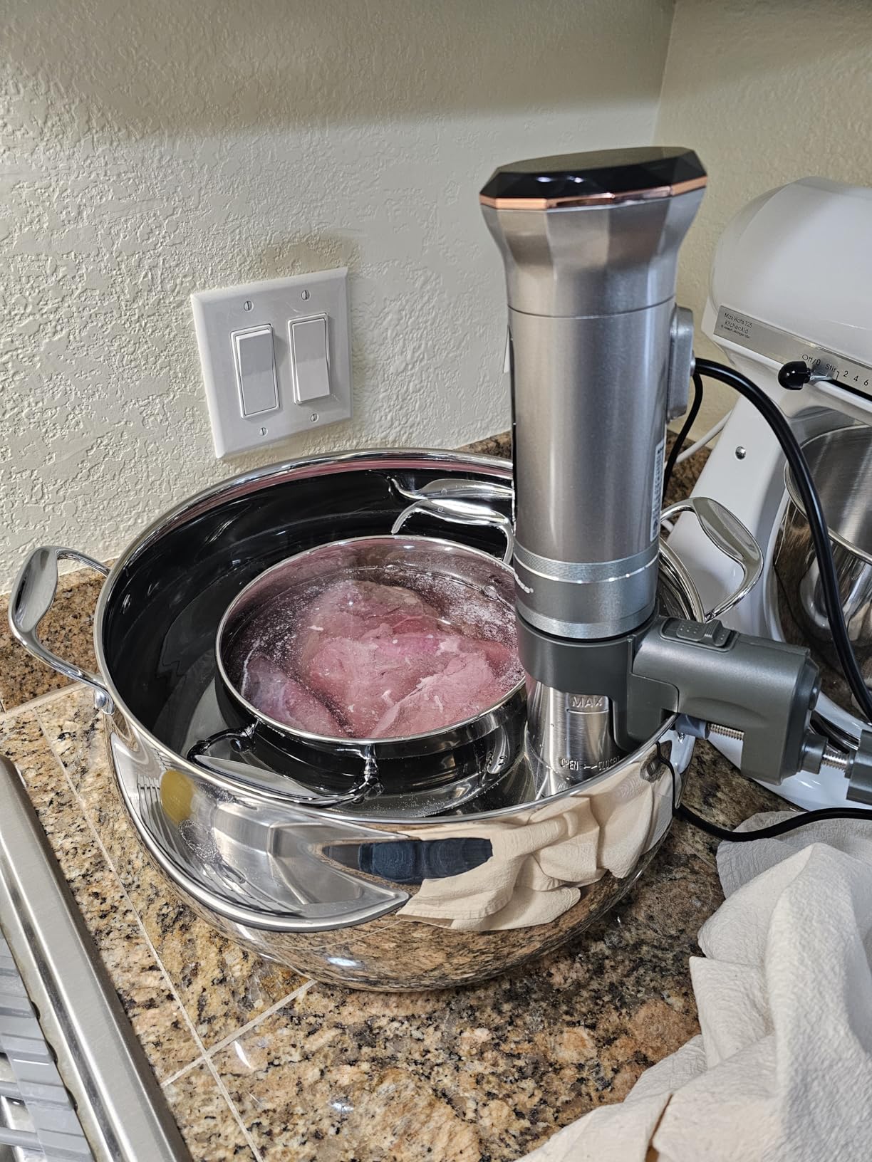KitchenBoss Sous Vide Cooker Machine Ultra-quiet 1100 Watts G300S customer photo 1