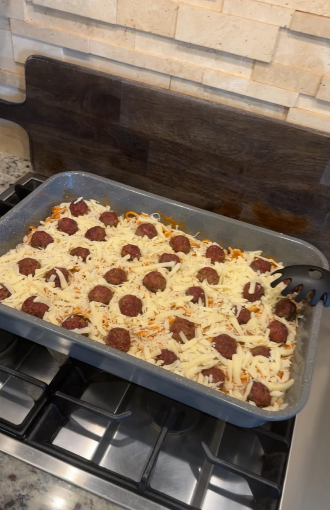 casaWare Grande Lasagna/Roaster Pan 18 x 12 x 3-Inch - Extra Large, Ceramic Coated NonStick (Red Granite) customer photo 1