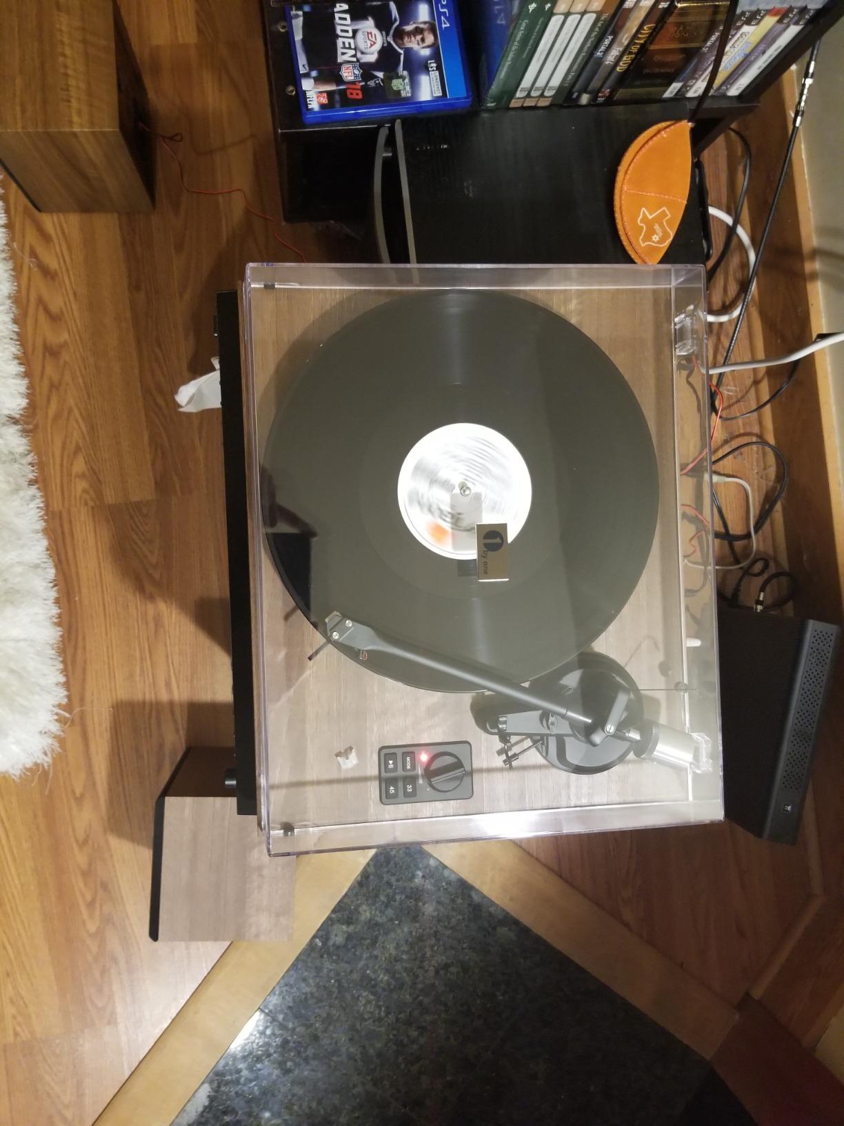 1 BY ONE Bluetooth Turntable HiFi System with 36 Watt Bookshelf Speakers | Patent Designed Vinyl Record Player with Magnetic Cartridge, Wireless Playback and Auto Off (Walnut) customer photo 2