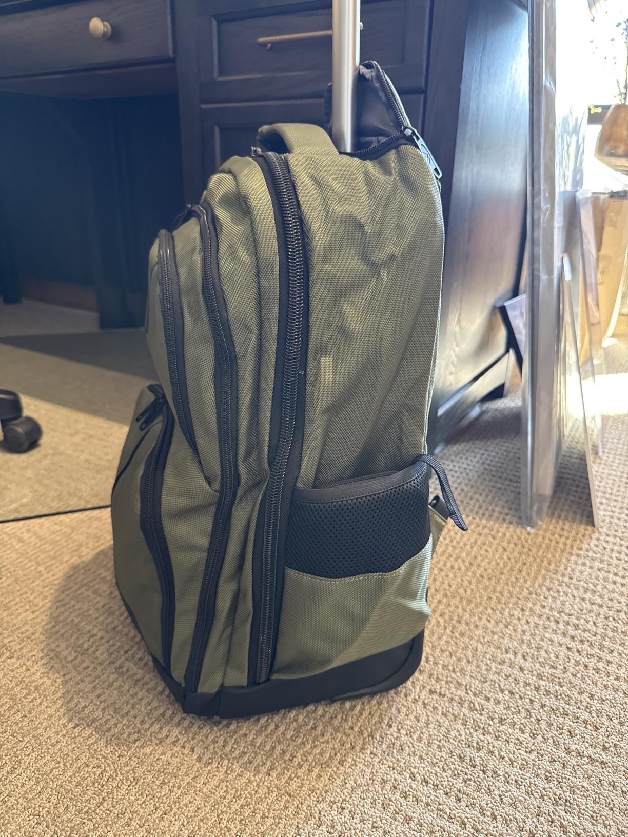 MATEIN Rolling Backpack, 17 inch Water Resistant Wheeled Laptop Backpack, Carry on Luggage Business Bag, Overnight College Computer Bag customer photo 1