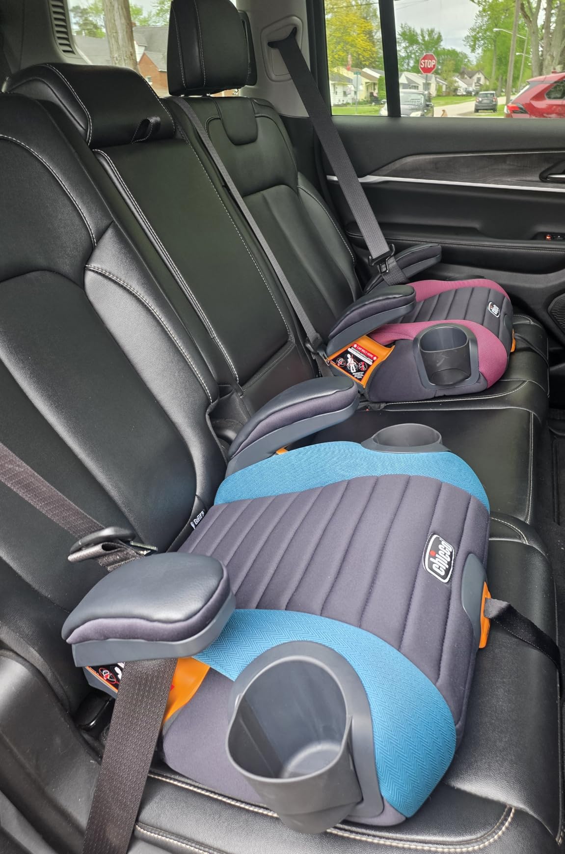 Chicco GoFit Plus Backless Booster Car Seat with Latch Attachment and Quick-Release Latch Removal, Travel Booster Seat for Car, Portable Car Booster Seat for Children 40-110 lbs., Stream/Blue customer photo 2