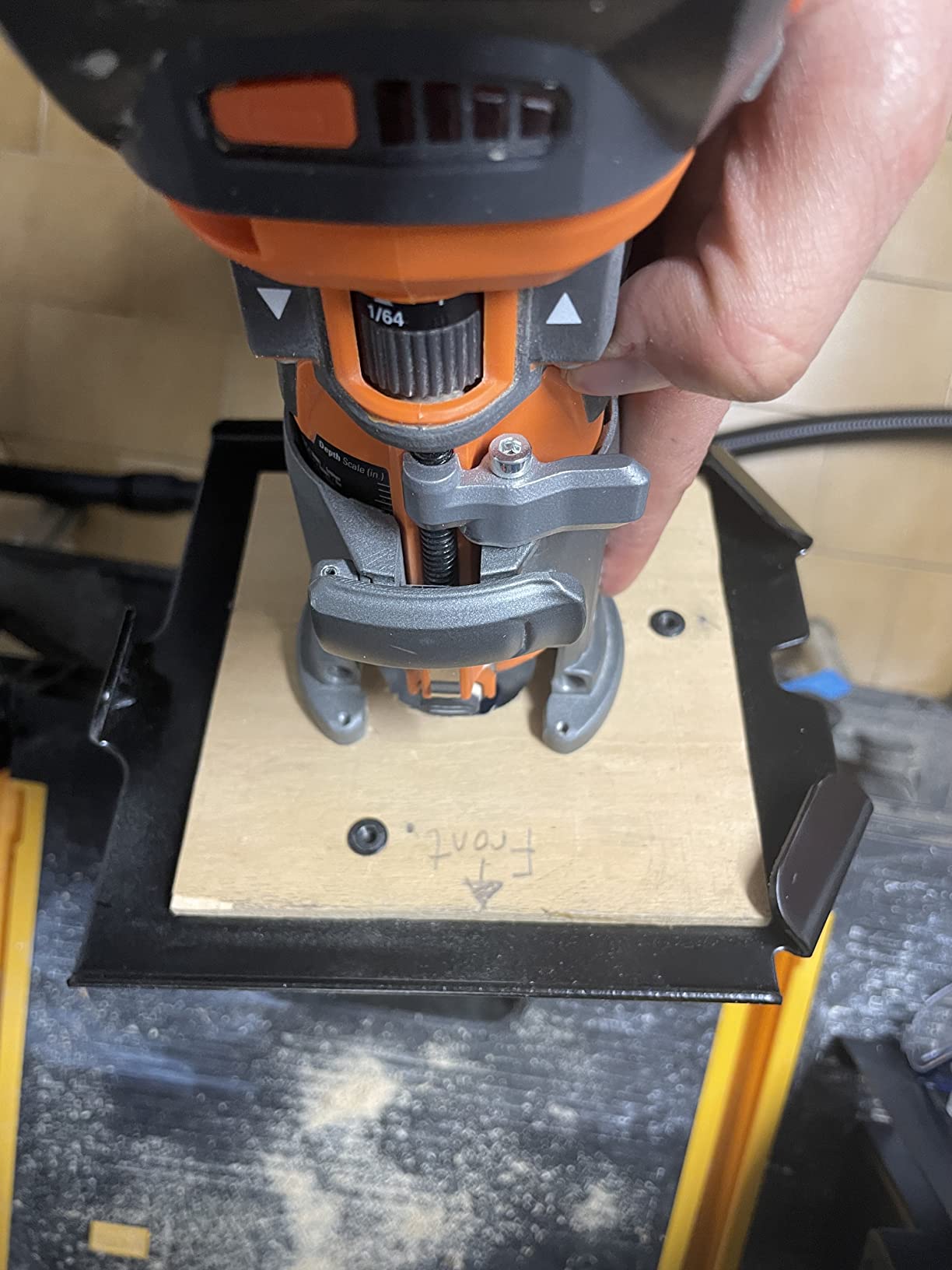 BOSCH RA1141 Portable Benchtop Router Table customer photo 2