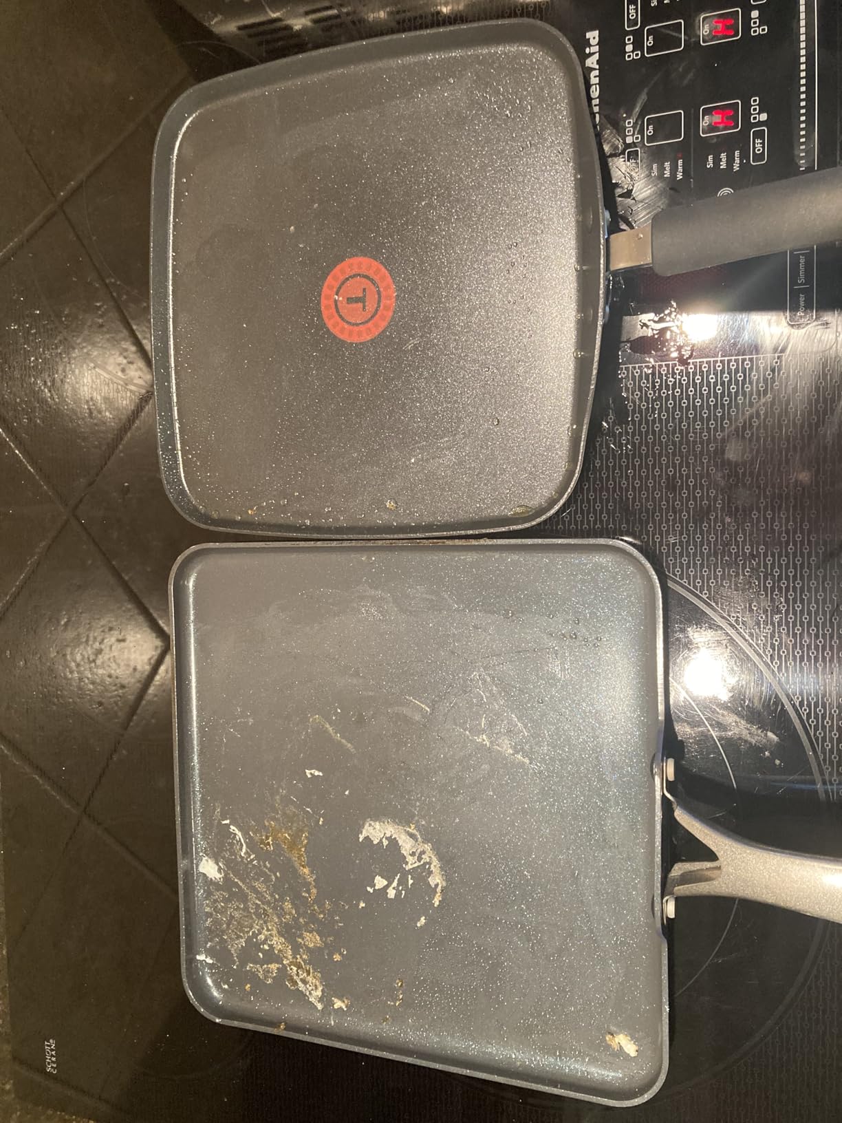 T-Fal Ultimate Hard Anodized Nonstick Griddle 10.25 Inch Oven Broiler Safe 400F Cookware, Pots and Pans, Dishwasher Safe Onyx customer photo 1