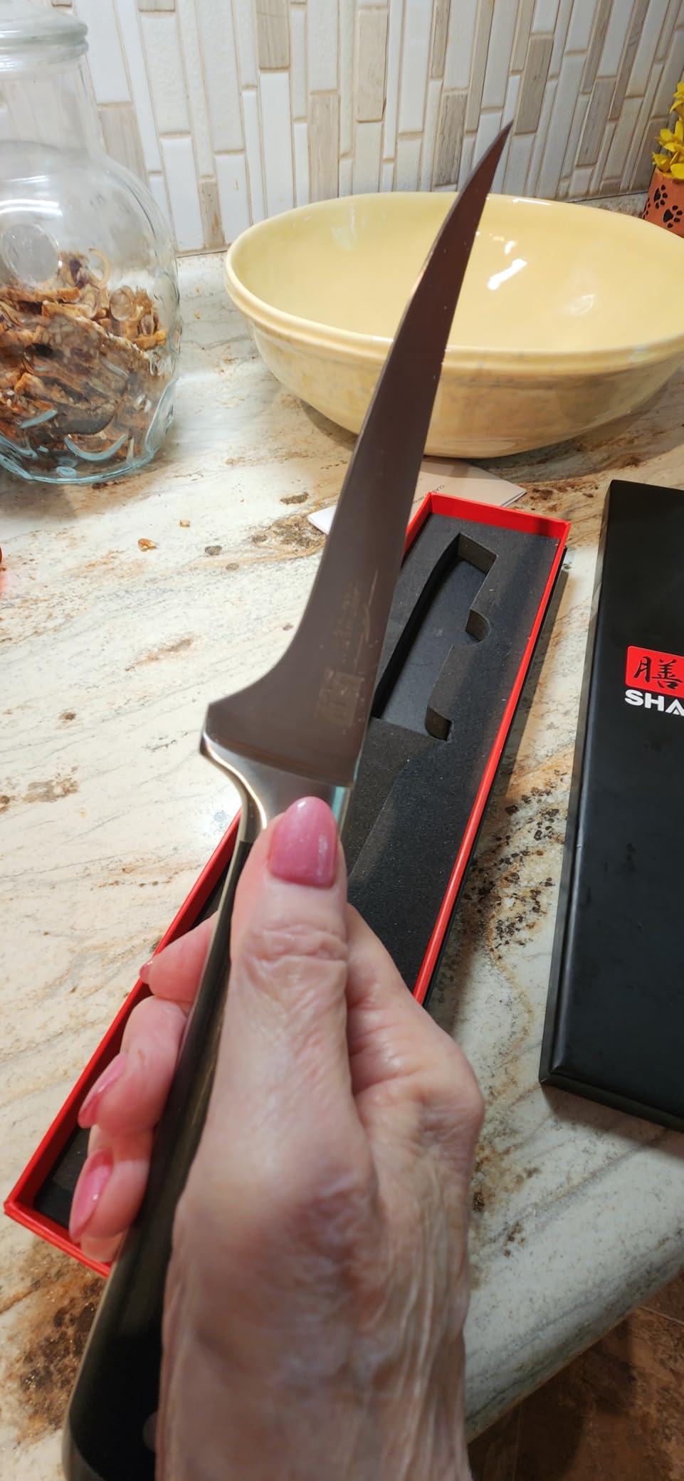 SHAN ZU Fillet Knife 7 Inch- Edge Deboning Fish and Meat Boning Knife, Professional Super Sharp Fish Knives Made of German Stainless Steel Boning Knives with Full Tang Handle customer photo 2
