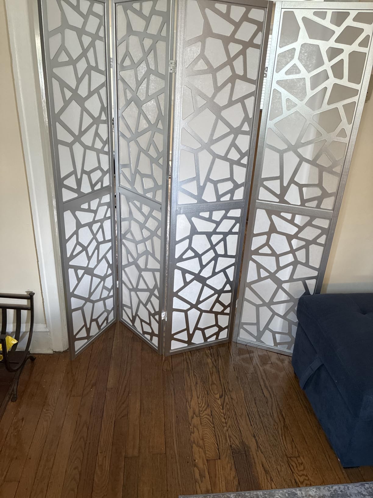 Roundhill Furniture Giyano 4 Panel Screen Room Divider, White Screen with Sliver Frame customer photo 1