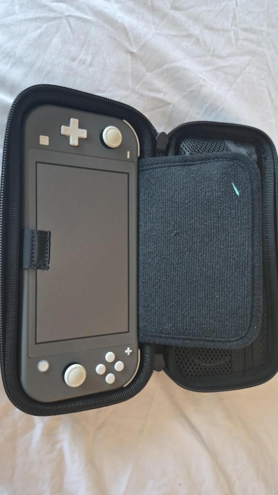Nintendo Switch Lite - Gray customer photo 1