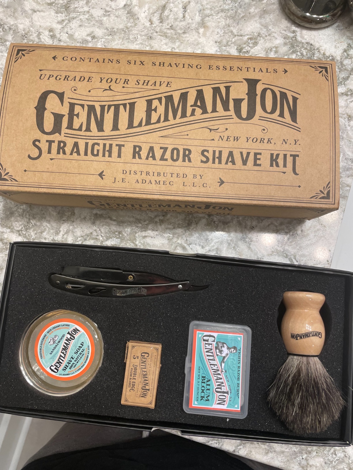 Gentleman Jon Straight Razor Shaving Kit - Vintage Wet Shave Grooming Set, Includes Straight Edge Razors for Men, Badger Hair Shaving Brush, Alum Block, Shave Soap, Bowl & Double Edge Safety Blades customer photo 2