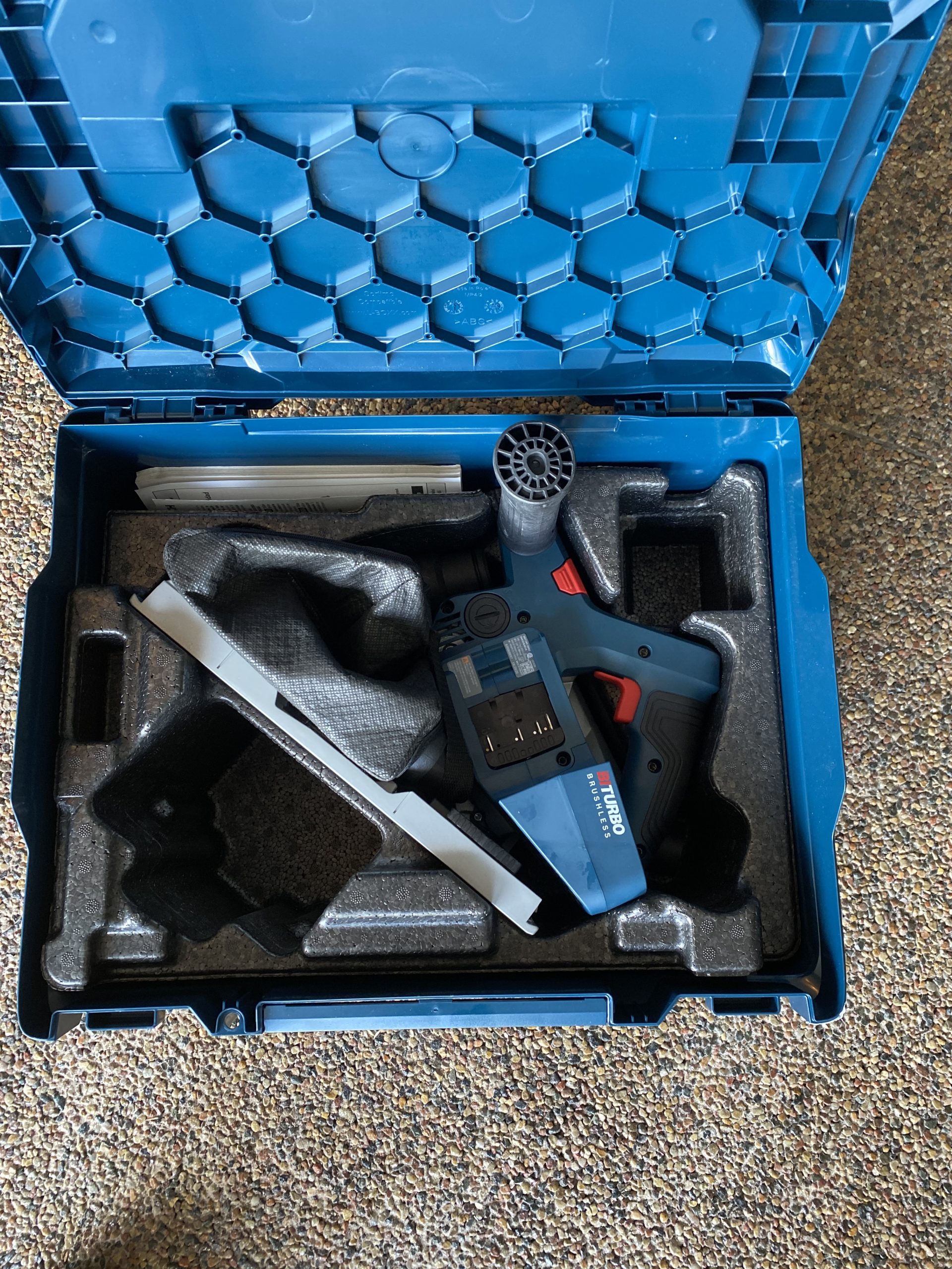 BOSCH GKT18V-20GCL PROFACTOR 18V Connected-Ready 5-1/2 In. Track Saw with Plunge Action (Bare Tool) customer photo 2
