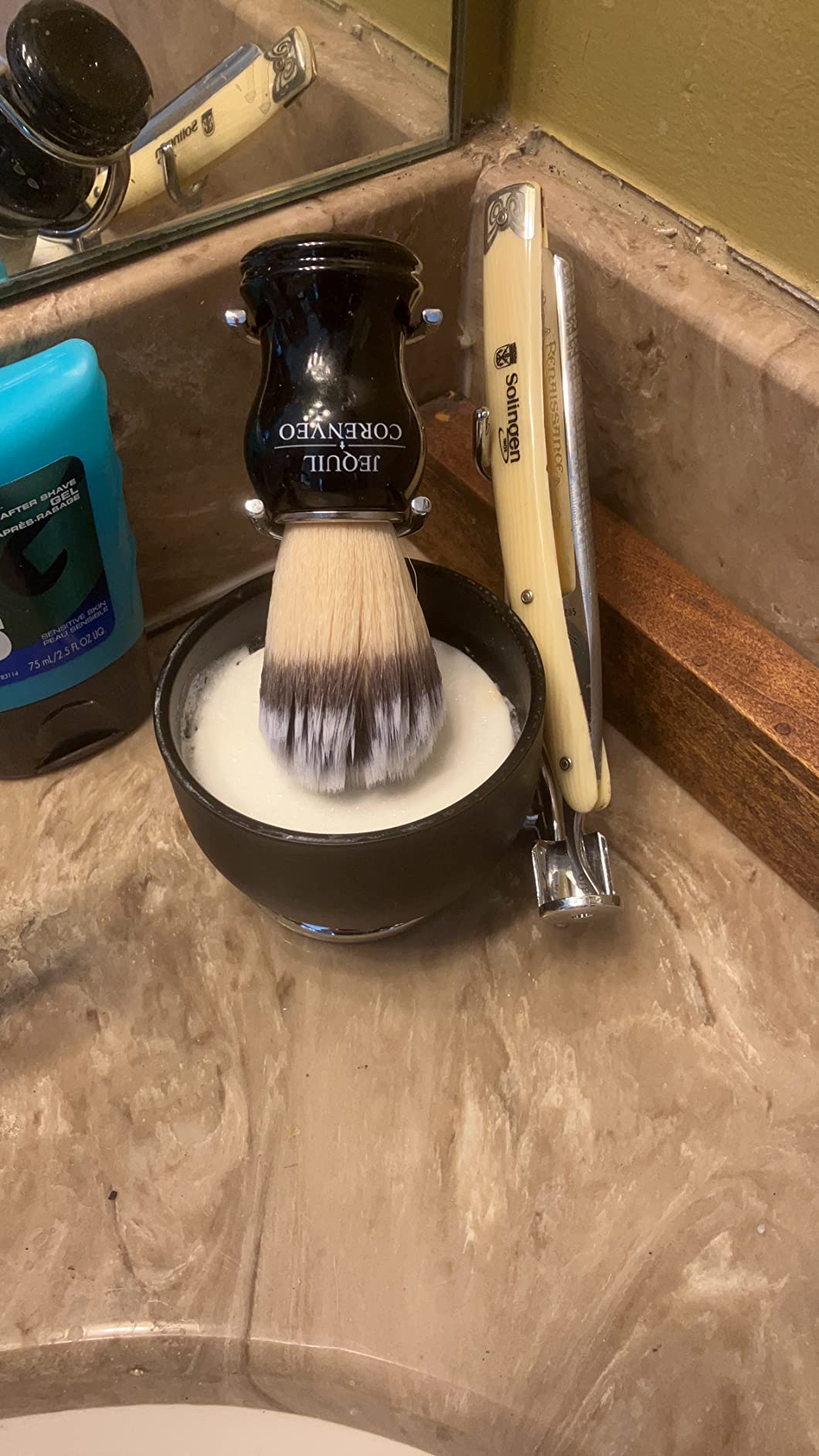 JEQUIL&CORENVEO Deluxe Shaving Kit for Men, 3 in 1 Shaving Set Includes Shaving Brush, Shaving Bowl, Razor & Brush Holder customer photo 2