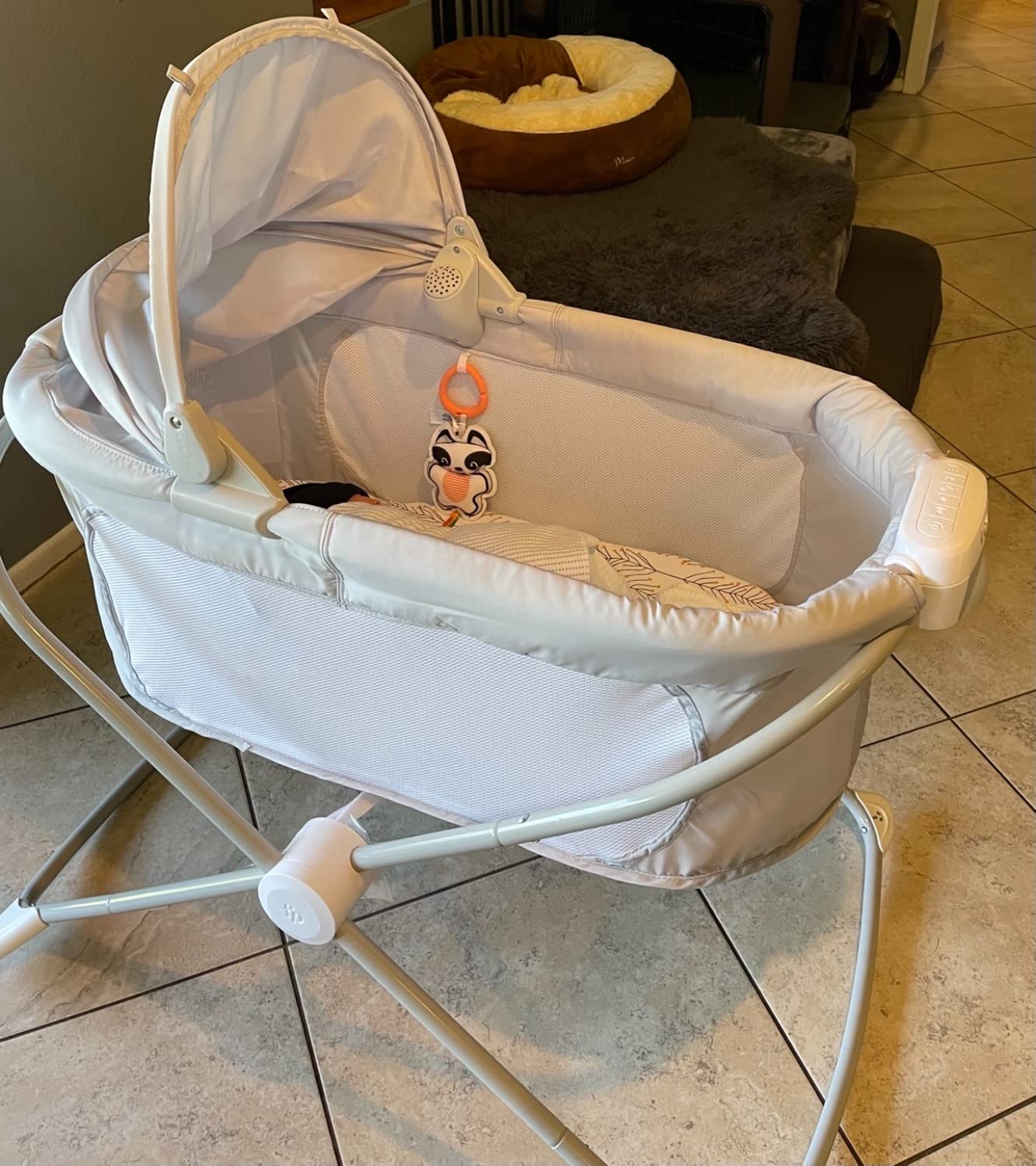 Fisher-Price Portable Baby Crib Soothing View Vibe Bassinet with Music Vibrations & Slim Fold for Travel Newborns 0+ Months, Moonlight Forest customer photo 2