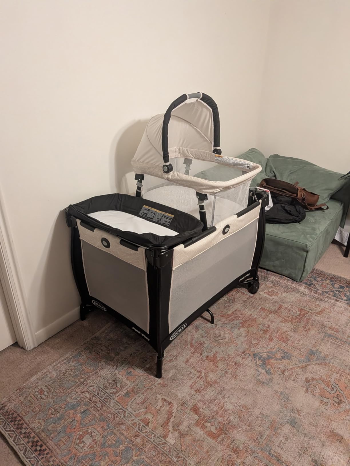 Graco Pack 'n Play Day2Dream Travel Bassinet Playard Features Portable Bassinet Diaper Changer and More (Lo, Lo) customer photo 1