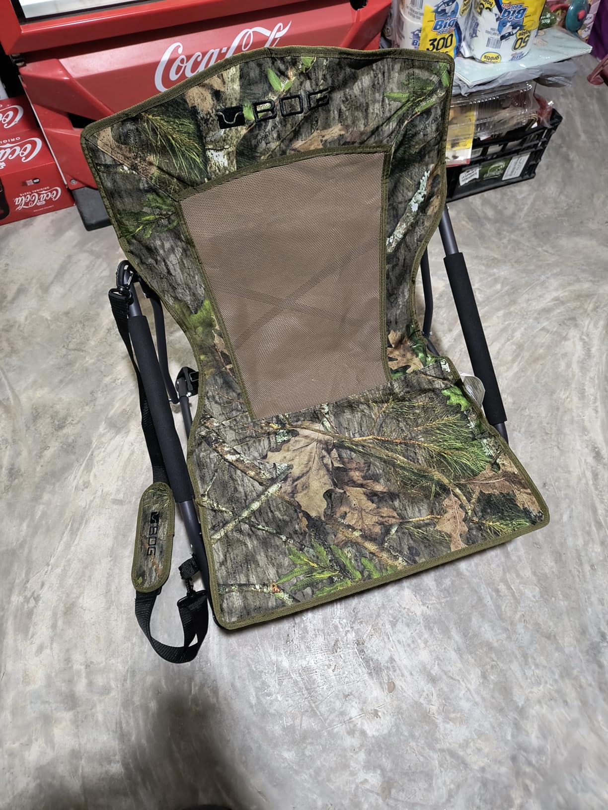 BOG Low Profile Turkey Ground Blind Chair with Rugged Construction, Aluminum Frame, Extended Seat Area, Quiet Setup, Breathable Textilene Fabric, and Carry Bag for Hunting, Shooting, and Outdoors customer photo 1