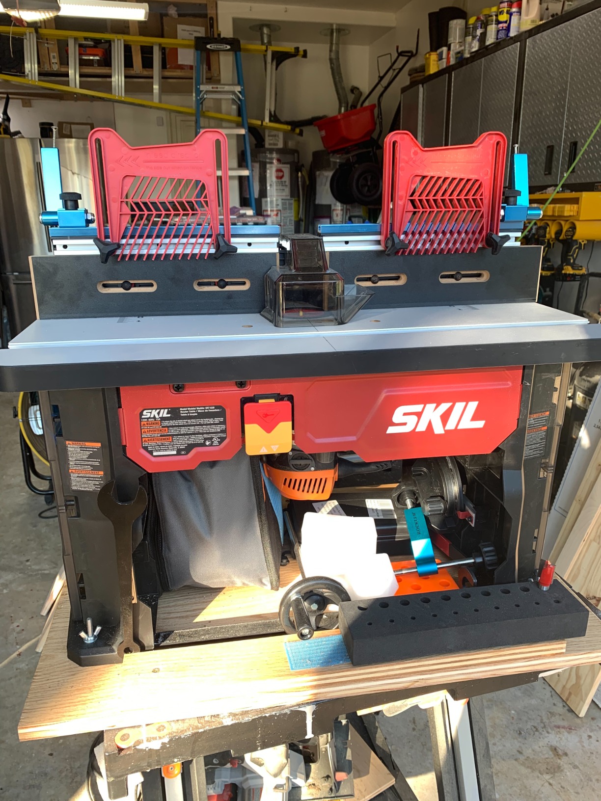 SKIL SRT1039 Benchtop Portable Router Table for SKIL Routers RT1323-00 & RT1322-00 customer photo 2