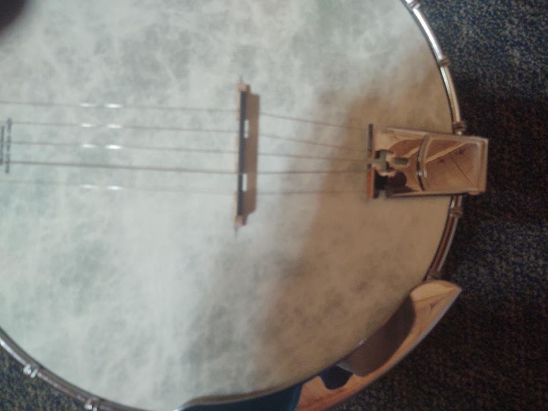 Mulucky 5 String Open Back Banjo MB1101, Maple 24 Brackets Remo Head Kit | Crafted with maple, a Remo head, 24 brackets, and geared 5th tuner. Includes complete beginner accessories. customer photo 2