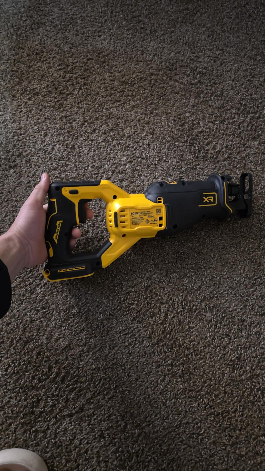 DEWALT 20V MAX Reciprocating Saw, Cordless, 2-Finger Variable Trigger, Keyless Blade Clamp, Tool Only (DCS382B) customer photo 1