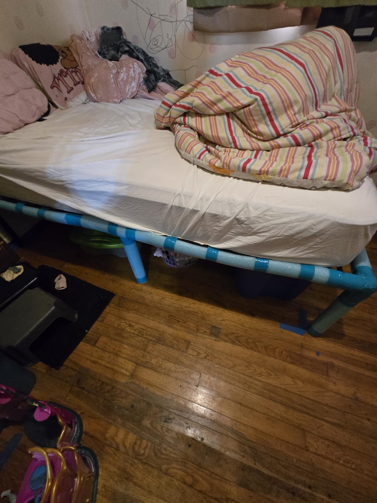 EMODA Queen Bed Frame 18 Inch Heavy Duty Tall with Large Storage Space | Metal Platform Bed Frame Queen Size No Box Spring Needed Easy Assembly, Black customer photo 2