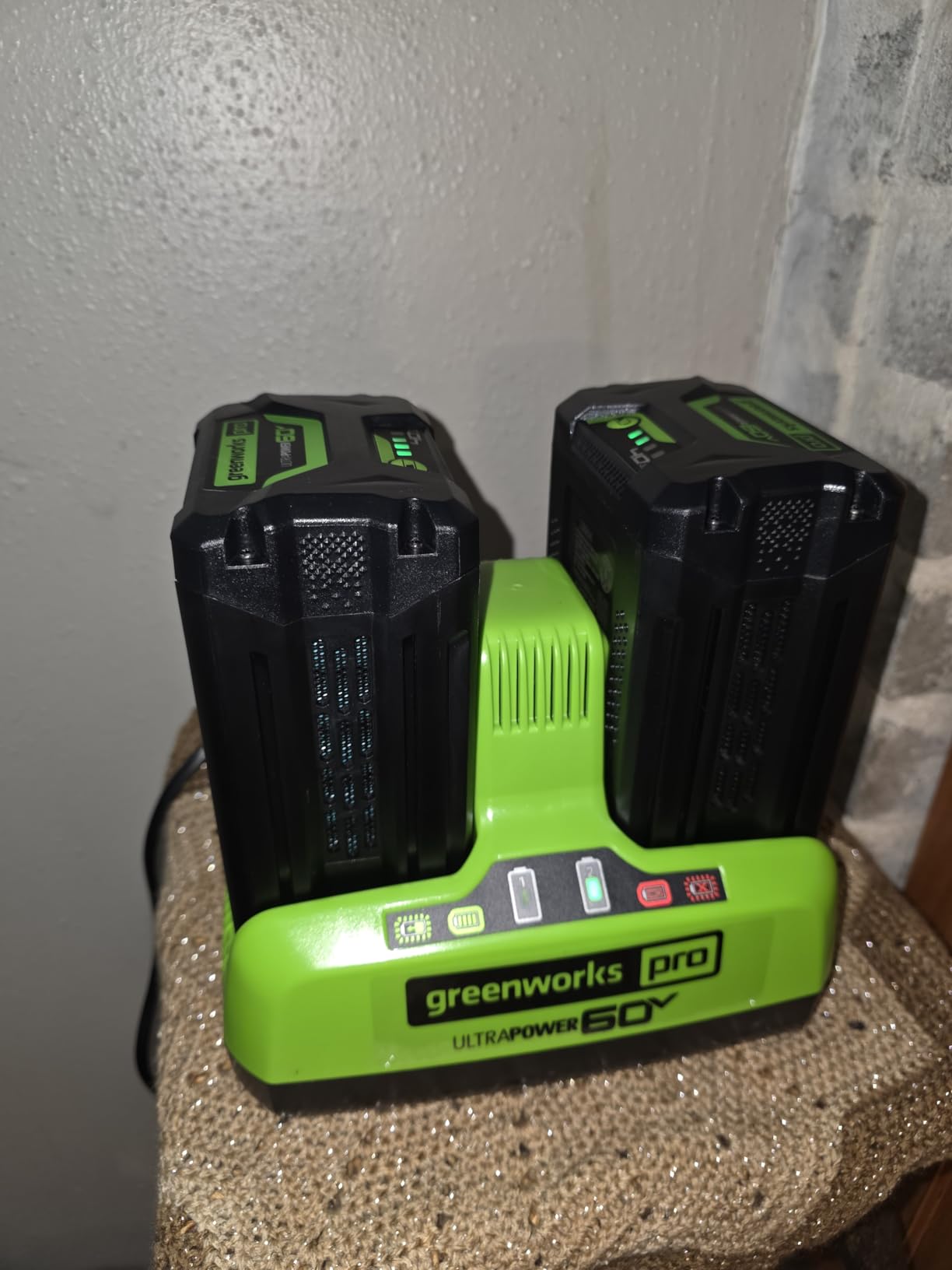 Greenworks 60V 21 in Self-Propelled Lawn Mower, (2) 4.0 Ah Battery Kit customer photo 2
