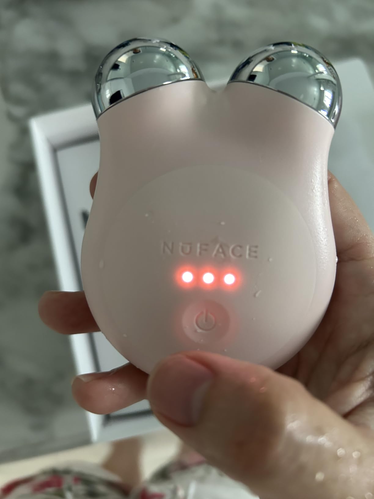 NUFACE MINI+ Facial Sculpting Tool - Microcurrent Face Massager Device for Skin Tightening, Contouring, Depuffing & Toning Cheeks, Neck & Jawline + Lymphatic Drainage & Activator Gel, Violet Dusk customer photo 1