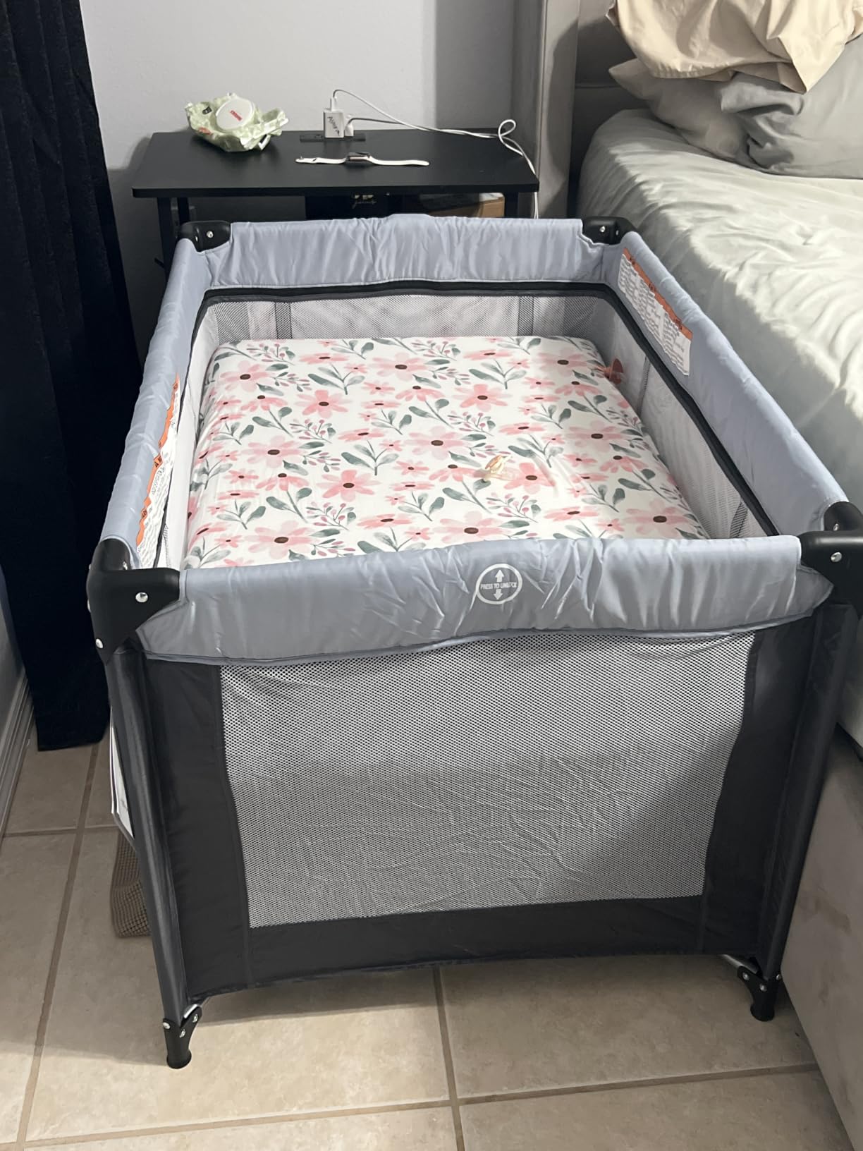 Dream On Me Zazzy Portable Baby Playard with Bassinet, Travel Carry Bag, Quick Fold & Compact for Indoor, Outdoor & Travel, ASTM, Gray customer photo 2