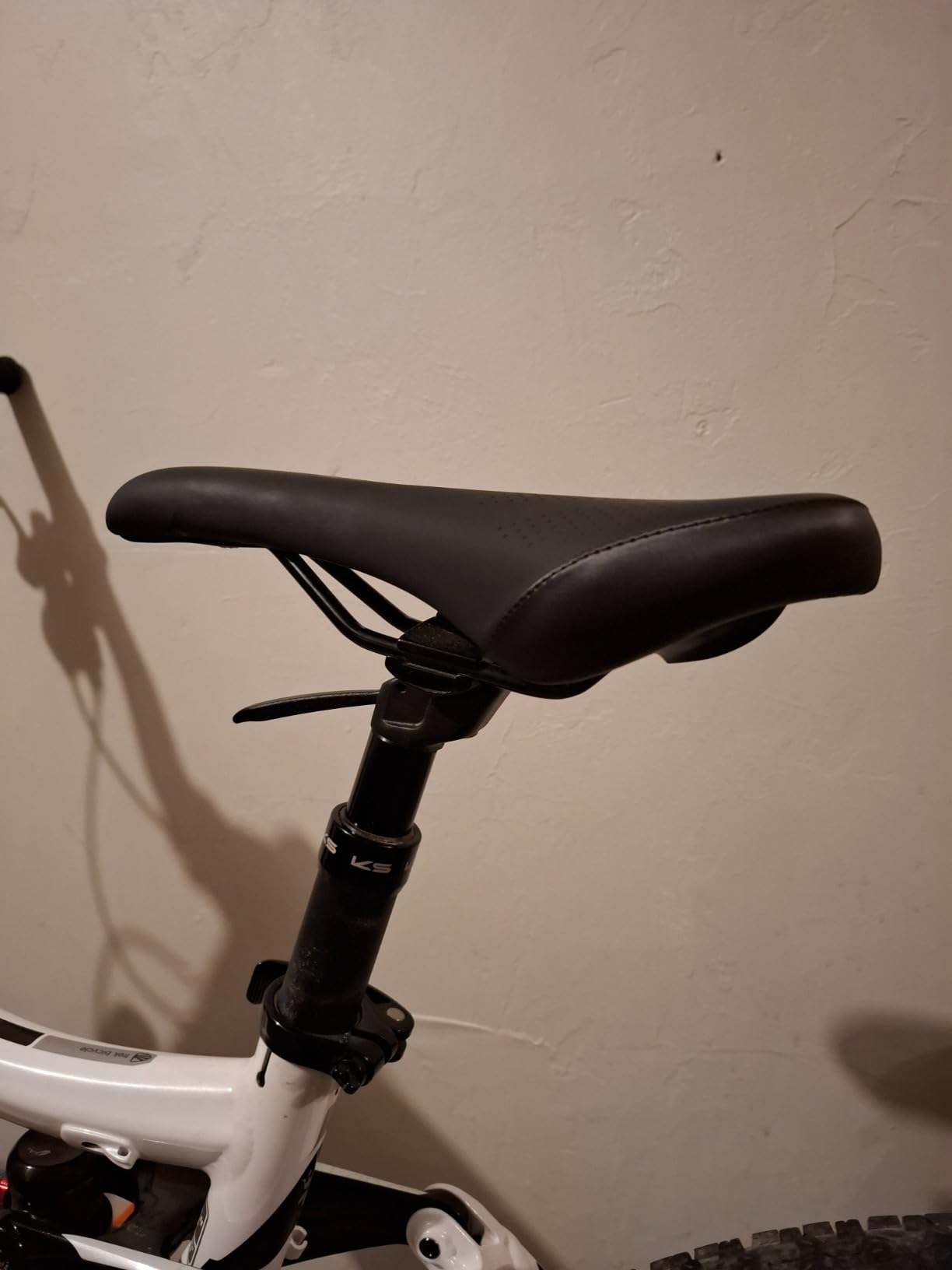 FIFTY-FIFTY Mountain Bike Saddle, Soft and Comfort Memory Foam Bicycle Seat customer photo 2