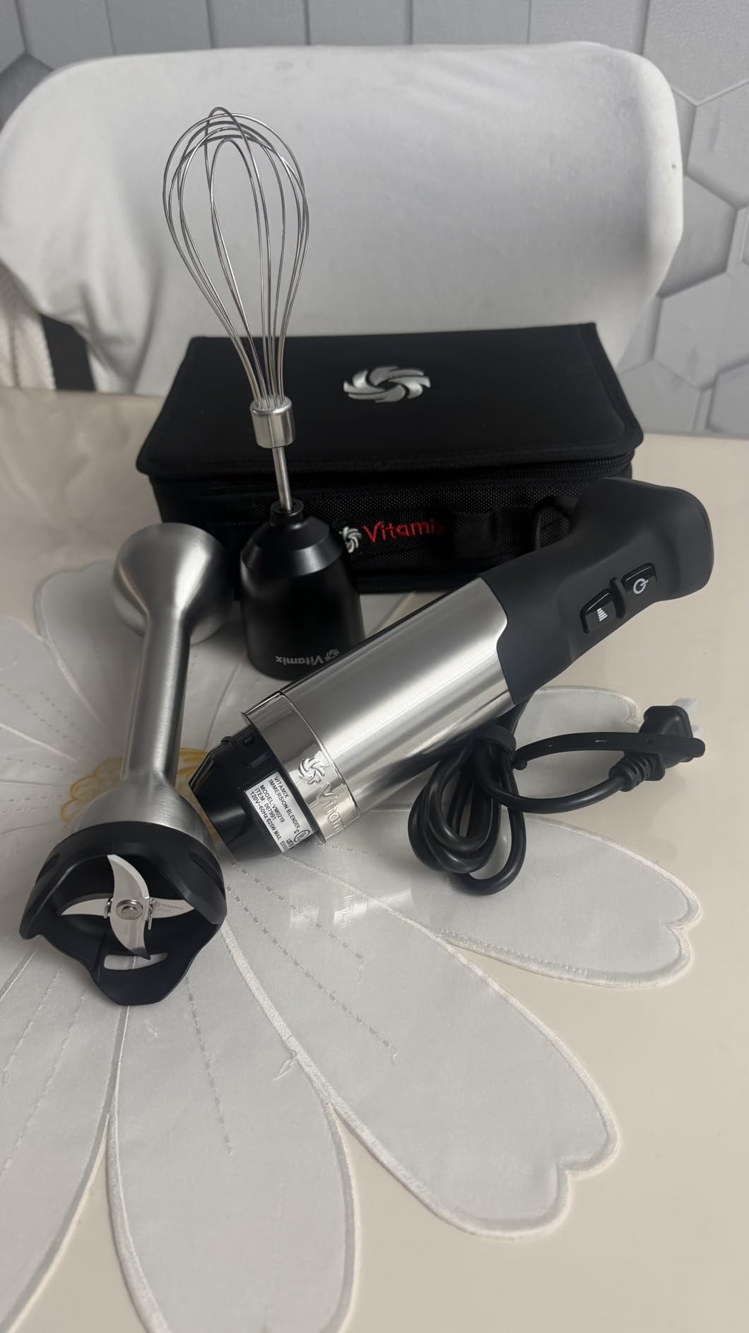 Vitamix 5-Speed Immersion Blender 3-Piece Bundle with Whisk Attachment and Storage Case, Professional-Grade Hand Blender with 625-Watt Motor and Stainless-Steel Blade, Stainless Steel/Black customer photo 1