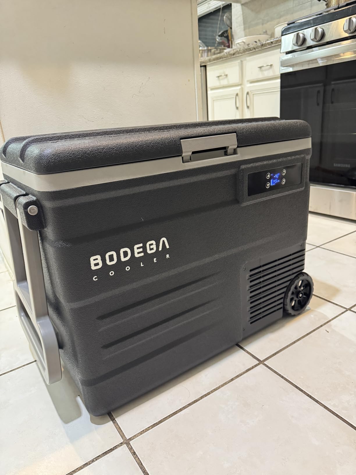 BODEGACOOLER 12 Volt Car Refrigerator,80 Quarts Portable Fridge,75L RV Freezer Single Zone,with APP Control,-4℉-68℉ Car Cooler,12/24V DC & 100-240V AC for Travel, Camping,Outdoor,Truck,SUV customer photo 1