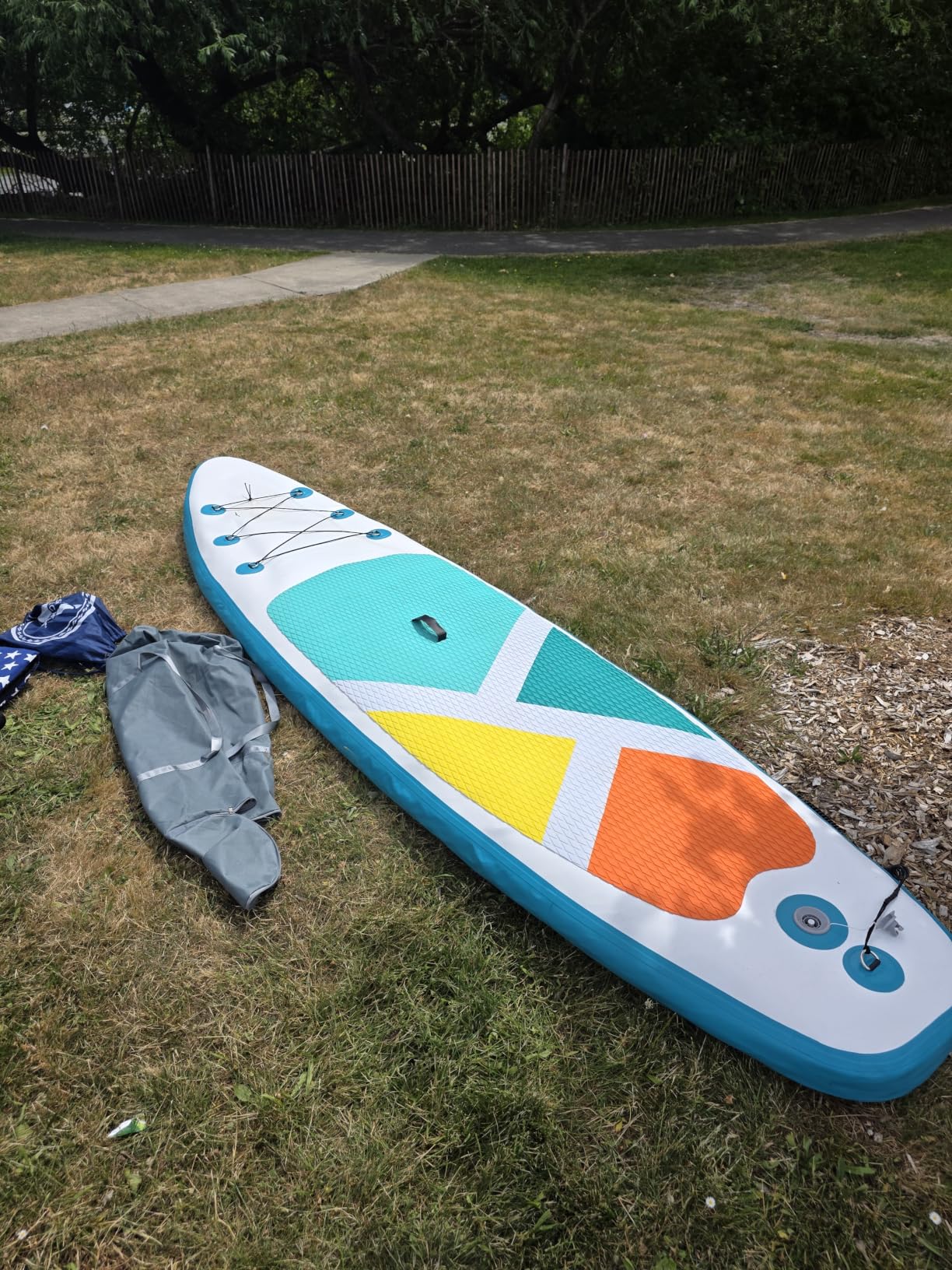 Inflatable Stand-Up Paddle Boards for Adults, QILEBA 10ft Extra Wide Stable Inflatable Yoga Paddleboard with Durable SUP Accessories, Fins, Adjustable Paddle, Pump, Leash, Ultra-Light Non-Slip Deck customer photo 1
