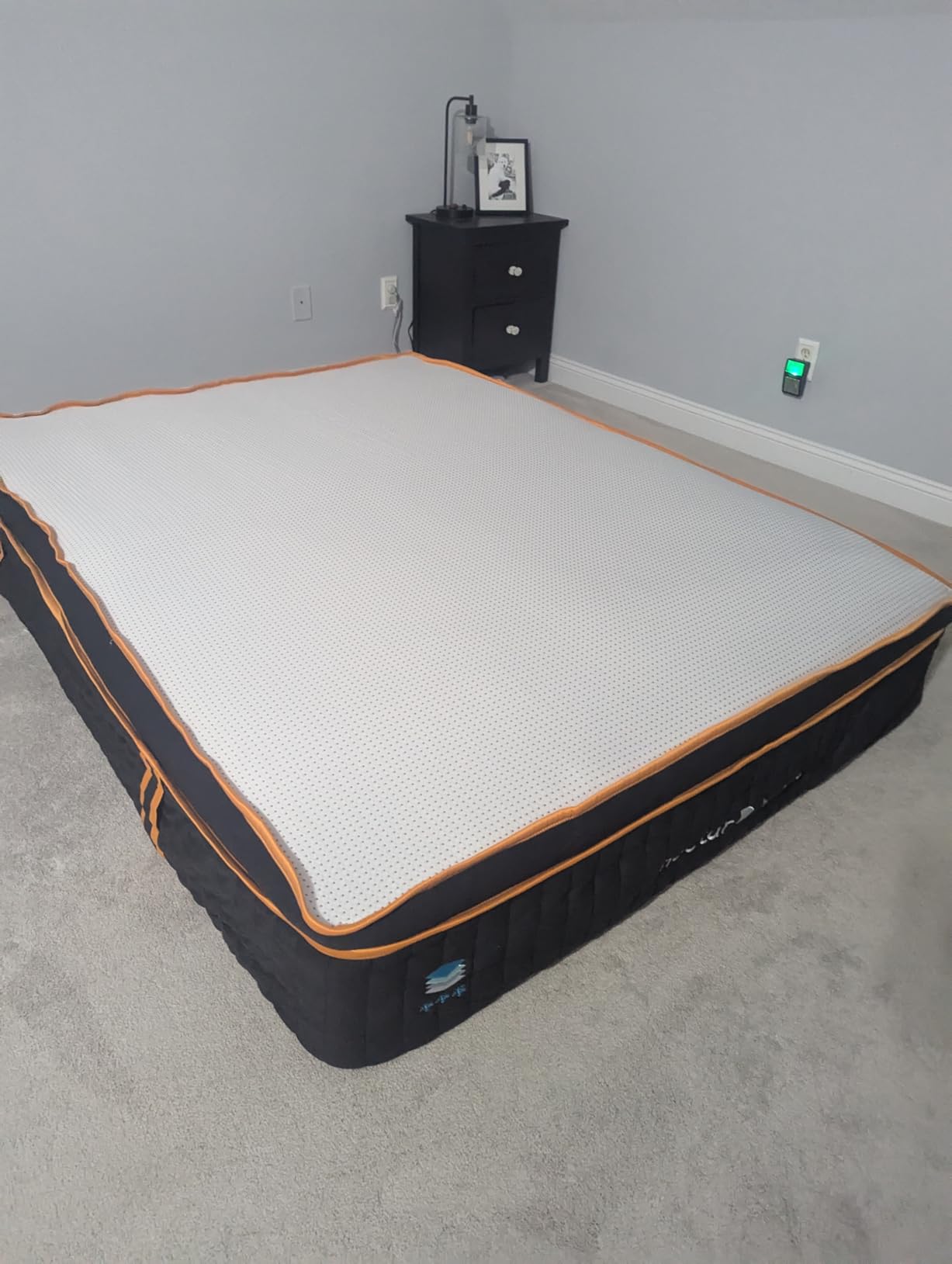 DreamCloud Hybrid Cal King Mattress 12 Inch, Medium Firm Gel Memory Foam customer photo 1