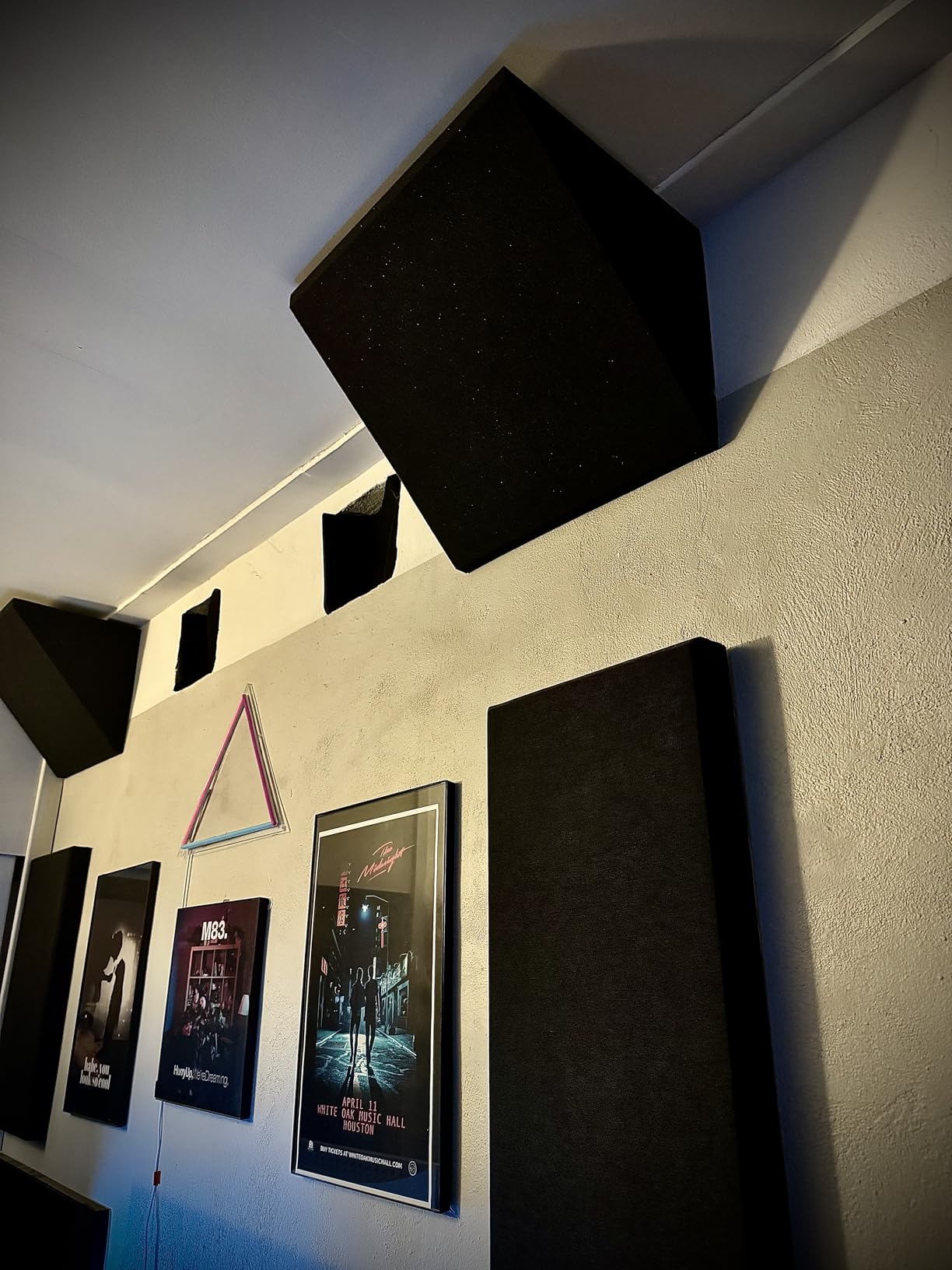 Foroomaco Delta Bass Traps, 16.5 x 15.8 x 12 in, for Wall Corners, 2-Pack | Stackable super chunk corner bass traps for vertical wall corners and floor-to-ceiling treatment in studios and home theaters customer photo 2