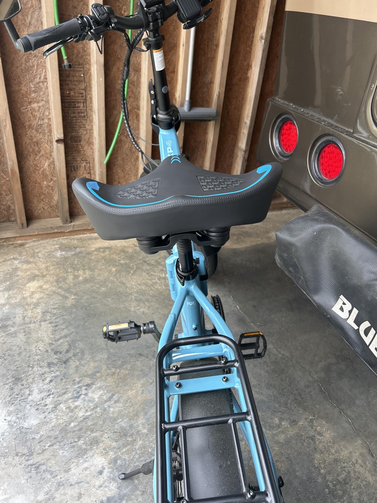 CDYWD Oversized Bike Seat for Men & Women Comfort, Extra Wide Bicycle Seat Cushion customer photo 1