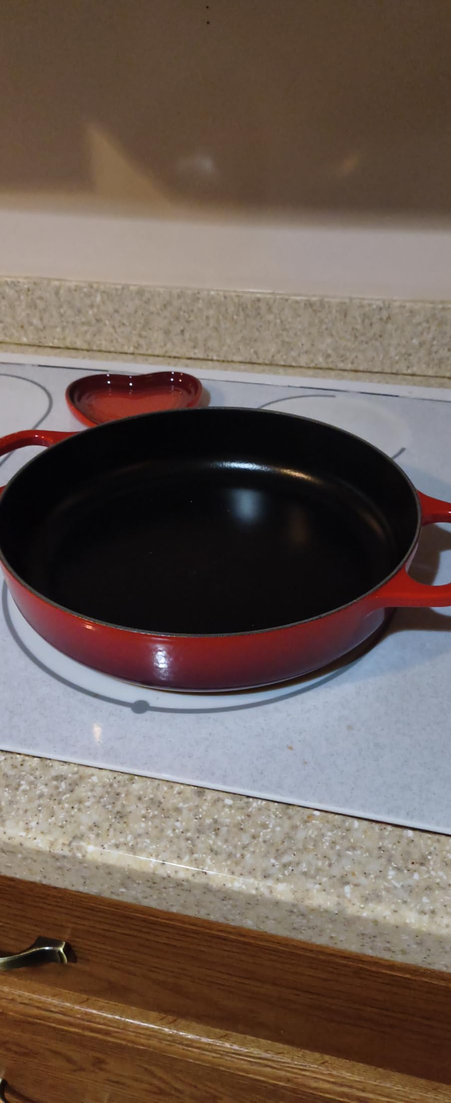 Le Creuset Enameled Cast Iron Signature Everyday Pan, 11 inch, Cerise customer photo 1