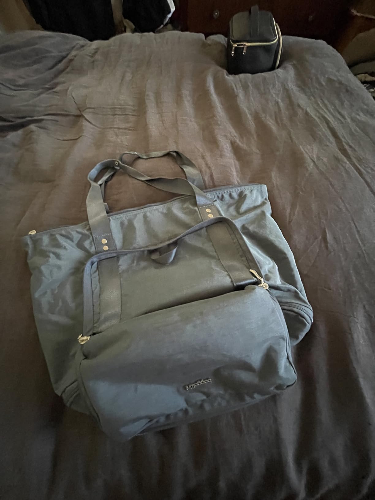 Carryall Expandable Lightweight Travel Tote 22