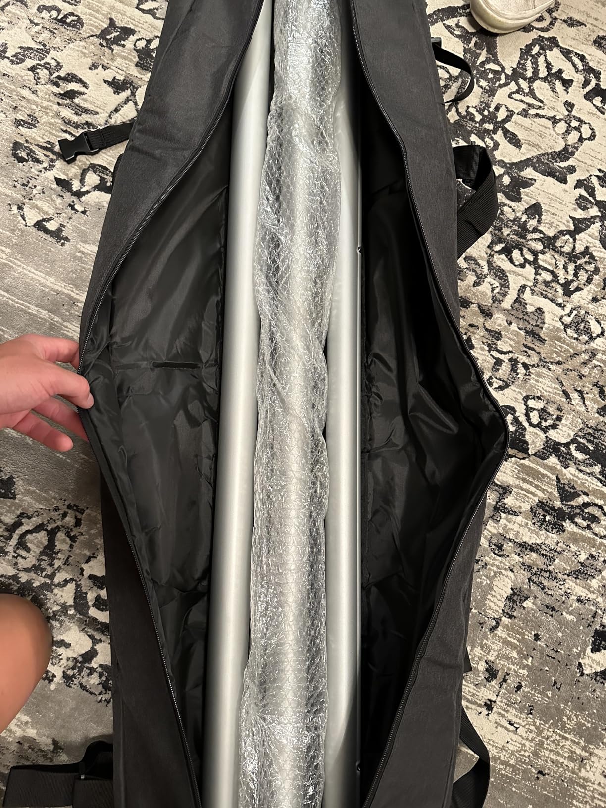 Ski Bag for Air Travel, Single Ski Carry Bag With Fully Padded Protection, Water-Resistant and Durable Fits Up From 175cm to 190cm Skis customer photo 1