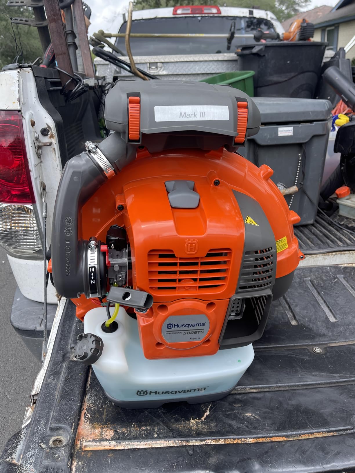 Husqvarna 580BTS Gas Backpack Leaf Blower, 75.6-cc 4.59-HP 2-Cycle, 1000-CFM, 220-MPH customer photo 1
