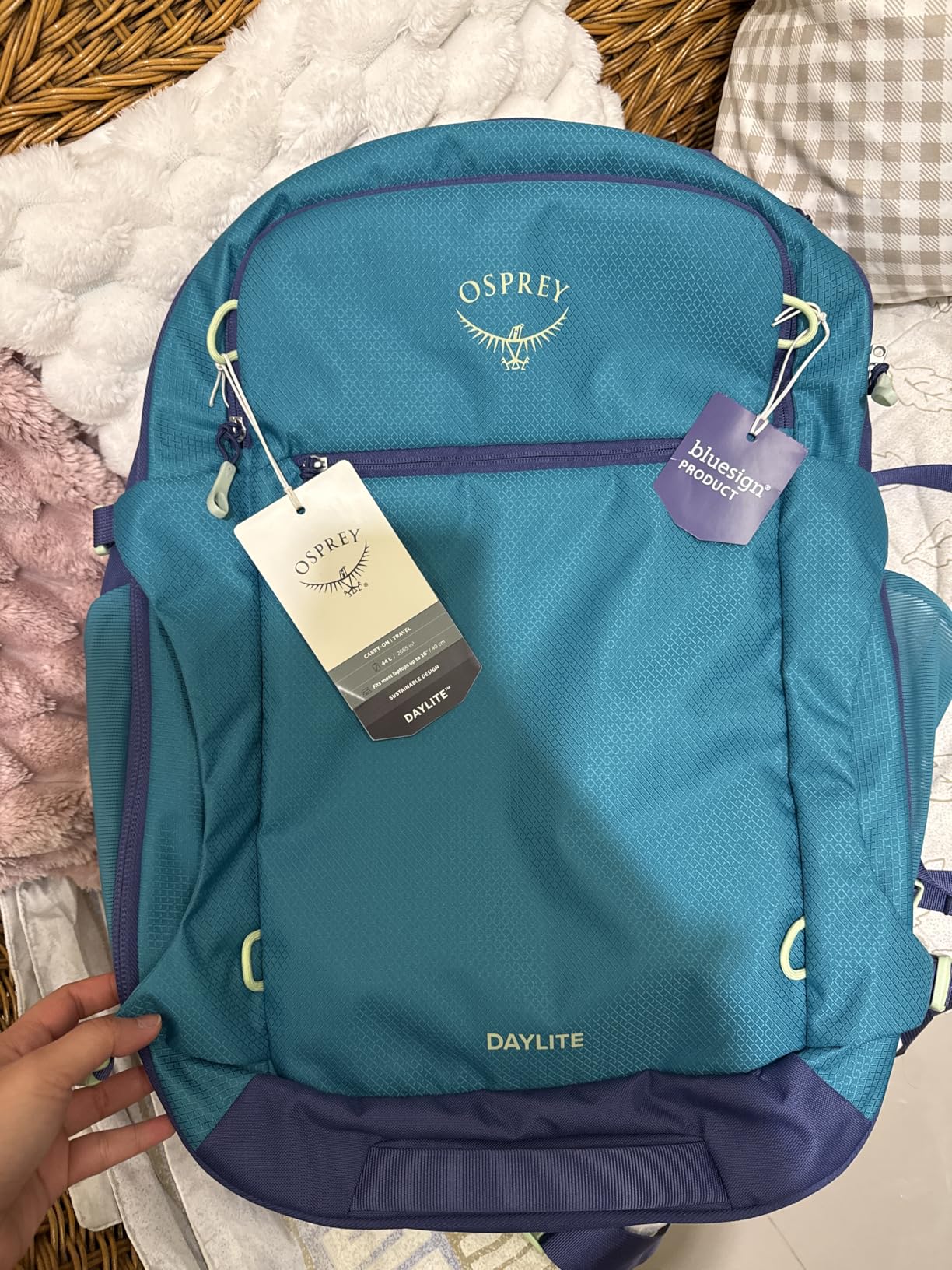 Osprey Daylite 44L Carry-On Travel Pack - Lightweight, Durable Backpack with Streamlined Design customer photo 2