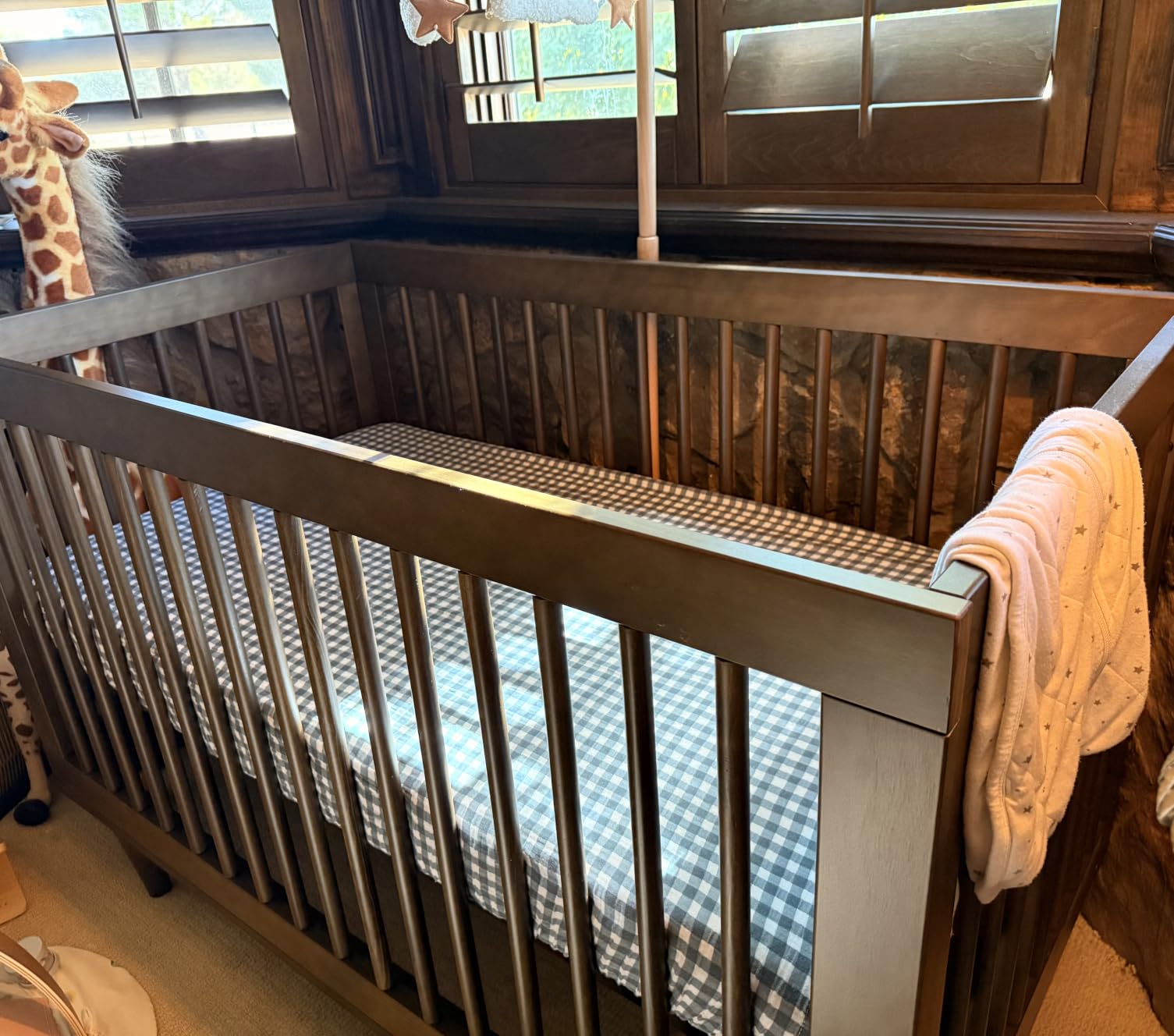 Davinci Marley 3-in-1 Convertible Baby Crib, Walnut - GREENGUARD Gold Certified, FSC Certified, Converts to Toddler Bed & Daybed, 4 Adjustable Mattress Heights - Easy Assembly customer photo 2