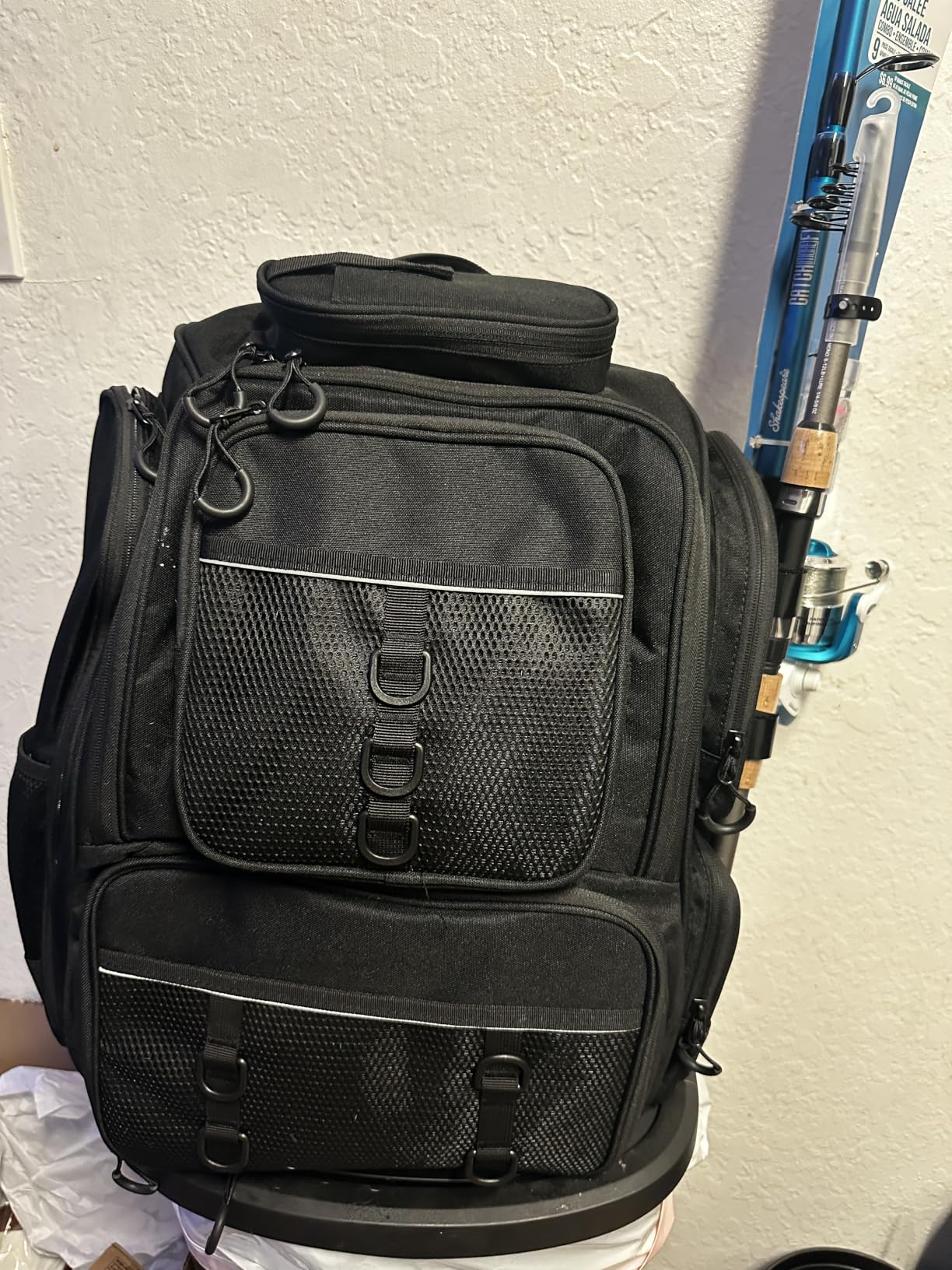 WANOON Fishing Backpack, fishing bag with Rod Holders. Large tackle Backpack Strong Materials customer photo 2