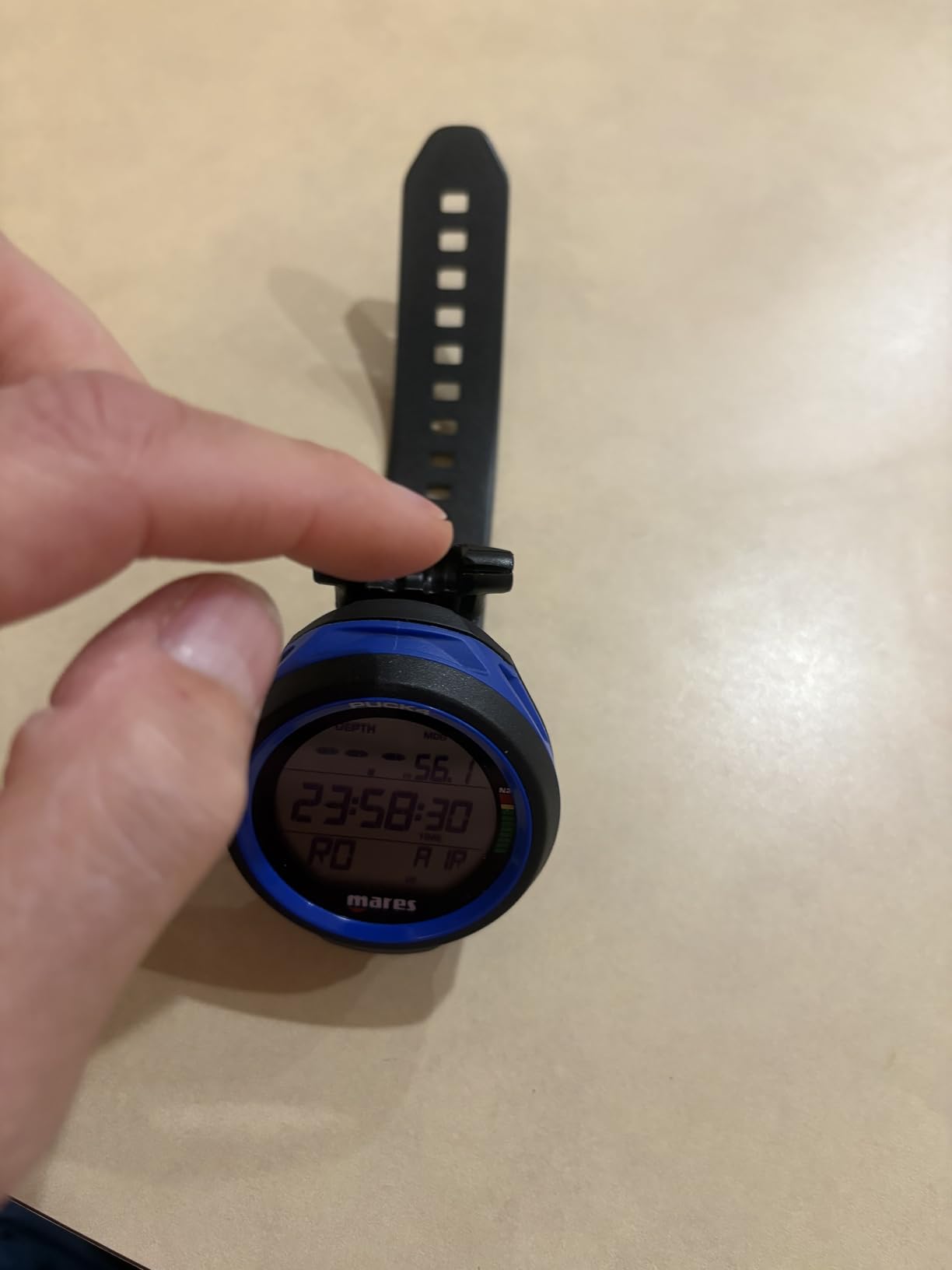 Mares Puck 4 Wrist Dive Computer customer photo 1