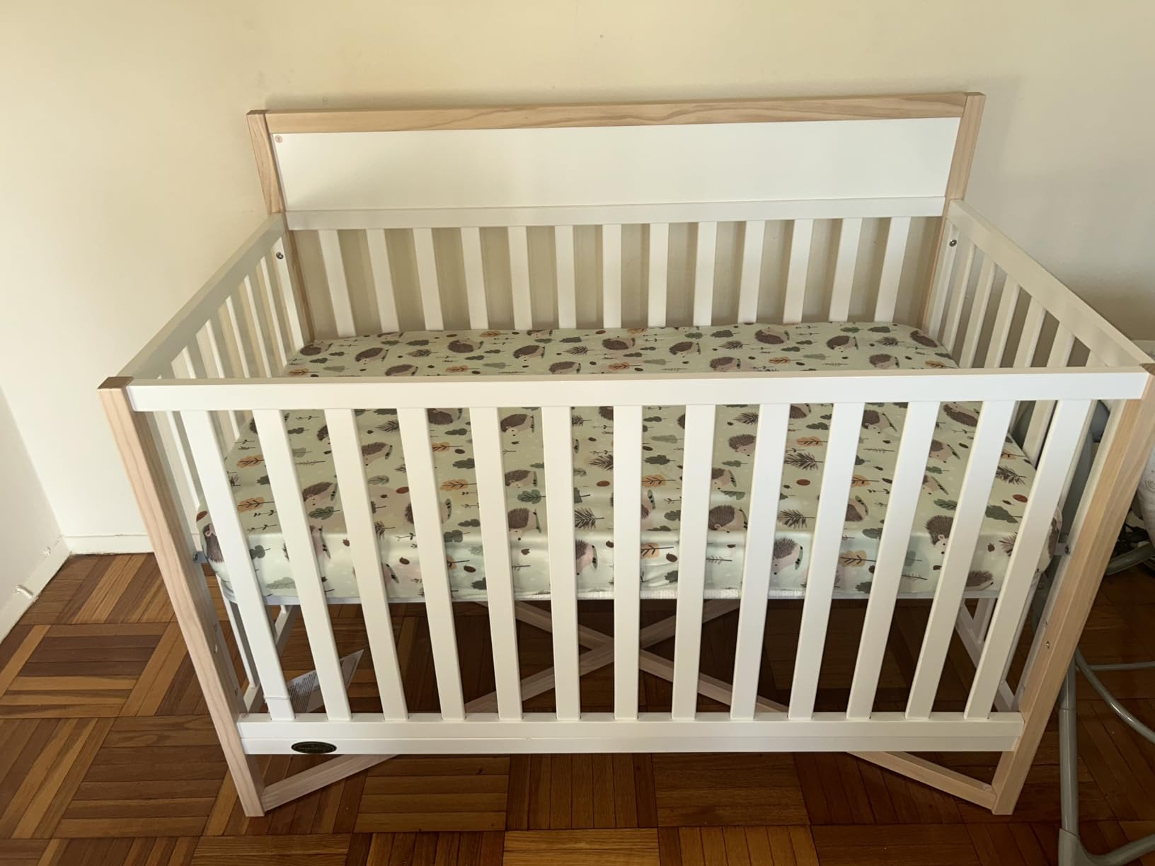 Dream On Me Owen 5-in-1 Convertible Full Size Baby Crib, GREENGUARD Gold | 3 Adjustable Height, Converts to Toddler, Day and Full Size Bed, BSA Verified, ASTM/CPSC Tested, Wooden X-base, Matte Black customer photo 2