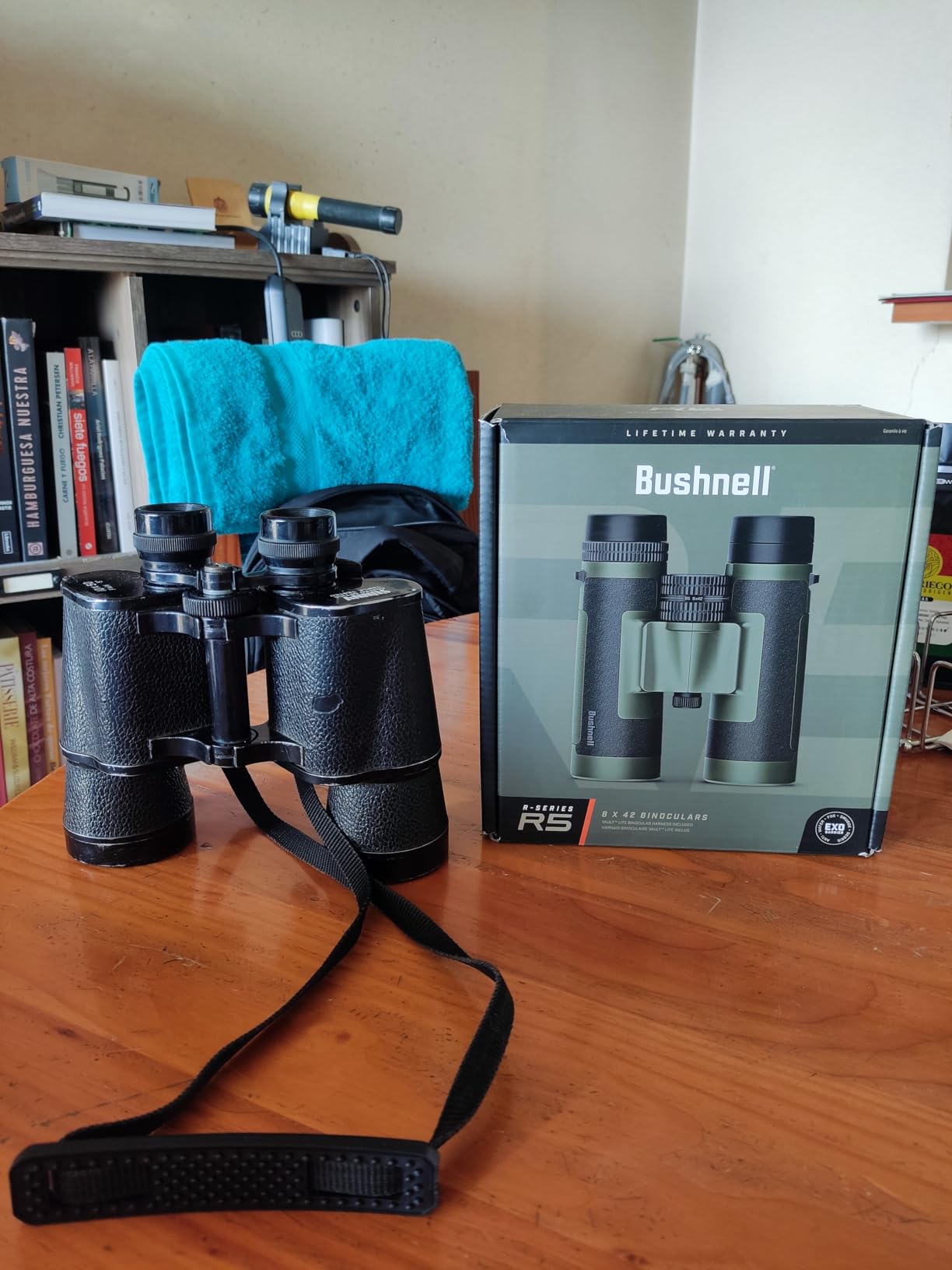 Bushnell R5 10x42 Binoculars - Waterproof, Dielectric Multi-Coated Optics with EXO Barrier Lens Protection for Long Range Viewing and Hunting, Includes Vault Lite Bino Chest Harness & Neck Strap customer photo 2
