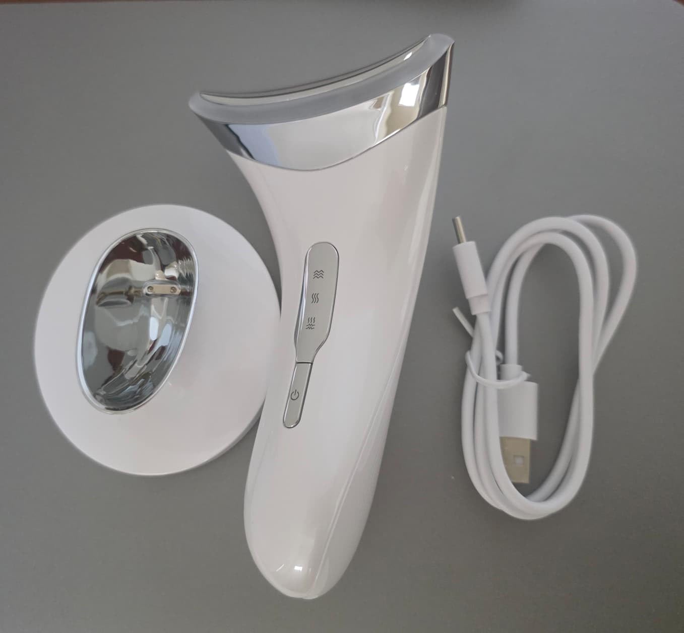 Dopsikn 7 Color Galvanic Machines - Red Light Therapy for Face and Neck, Face Massager Tool for Wrinkles, Double Chin, Vibrating Facial Massager with Thermals, White customer photo 2