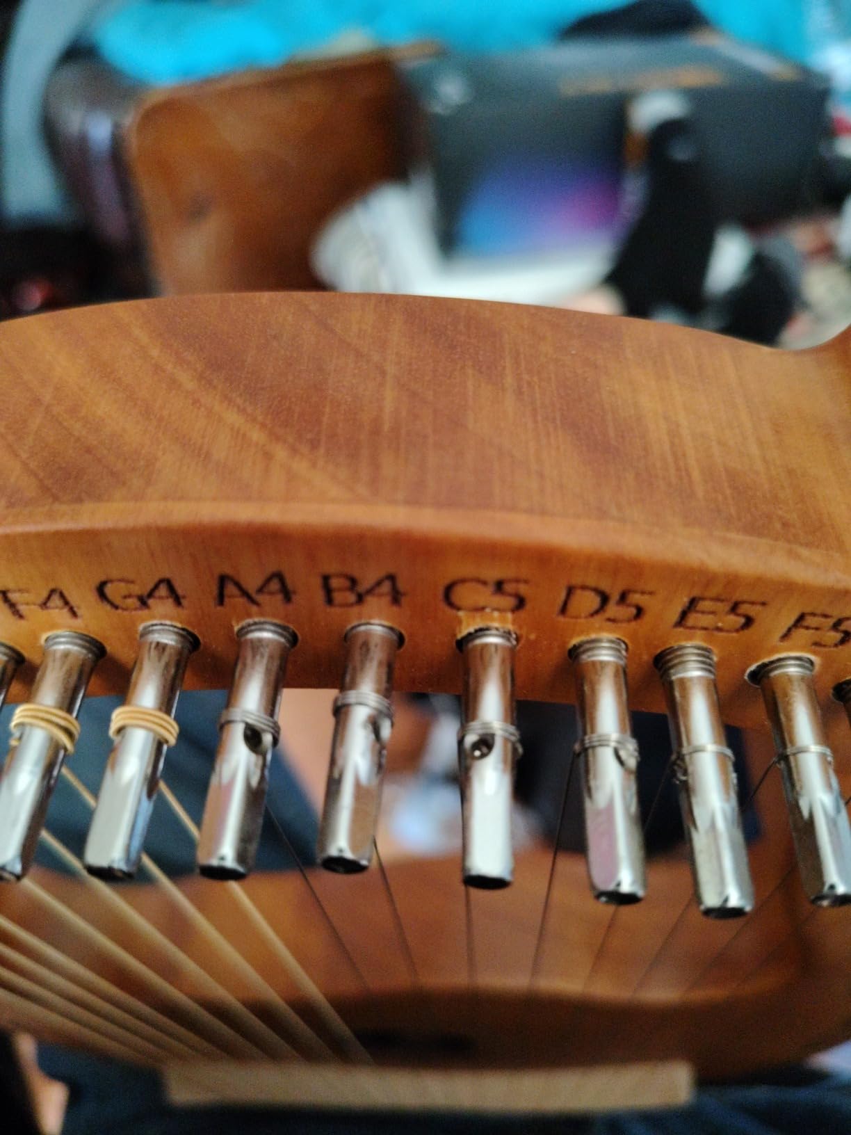 Lyre Harp, 16 Strings Mahogany Wood Lyre Harp with Extra Strings, Picks, Tuning Lever, Black Gig Bag, Beginner's Manual for Lyre customer photo 2