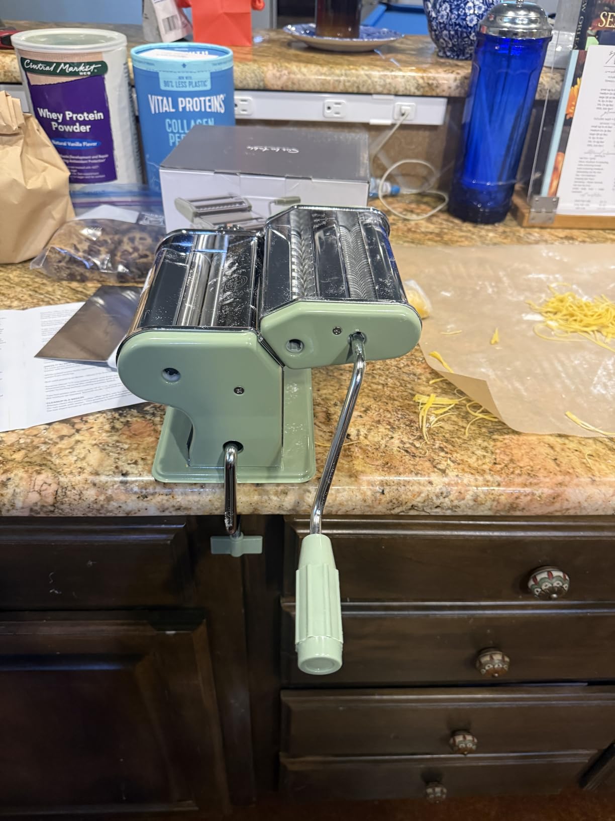 Sur La Table Kitchen Essential Va Bene Manual Pasta Maker Machine Noodle Maker with Rollers & Cutters - Spaghetti, Fettuccini, Lasagna or Dumpling Skin - Stainless Steel/Juniper Green customer photo 1
