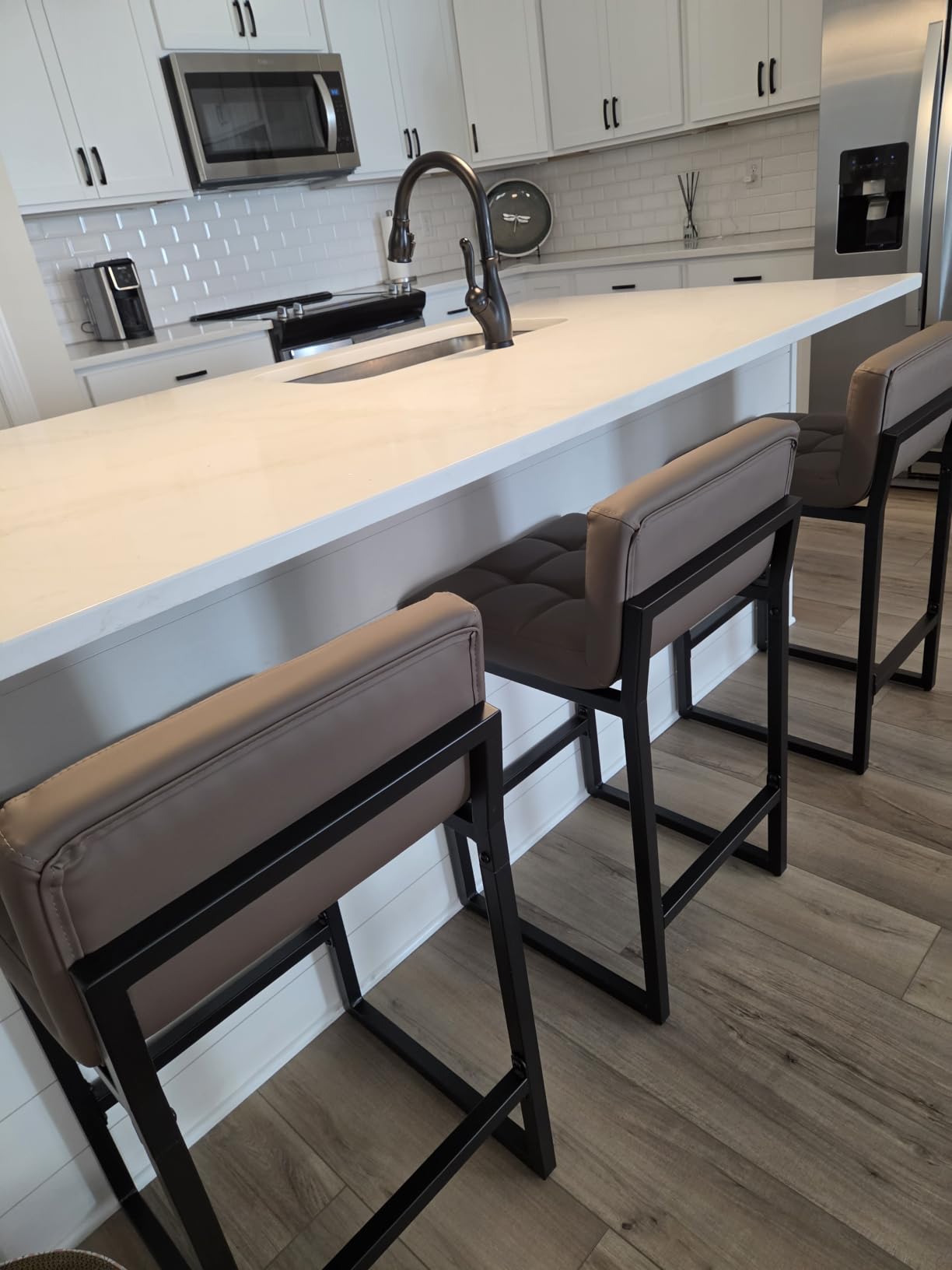 FIRAVOE Counter Height Bar Stools Set of 4, Upholstered Barstools with Back, Thickened Metal Legs, PU Leather, Coffee Brown customer photo 1