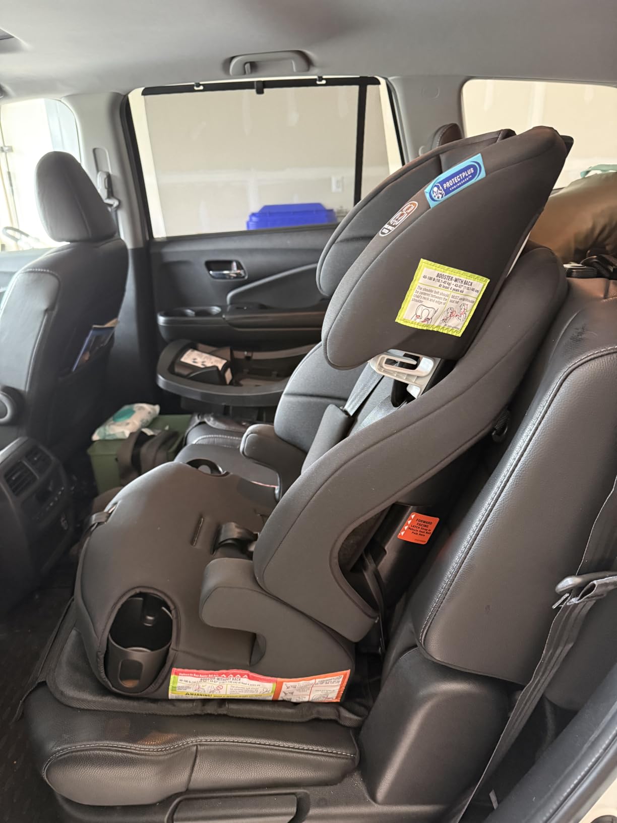 Graco® Tranzitions 3-in-1 Harness Booster Car Seat, Forward Facing Car Seat, Highback, to Backless Booster, Cinder customer photo 2
