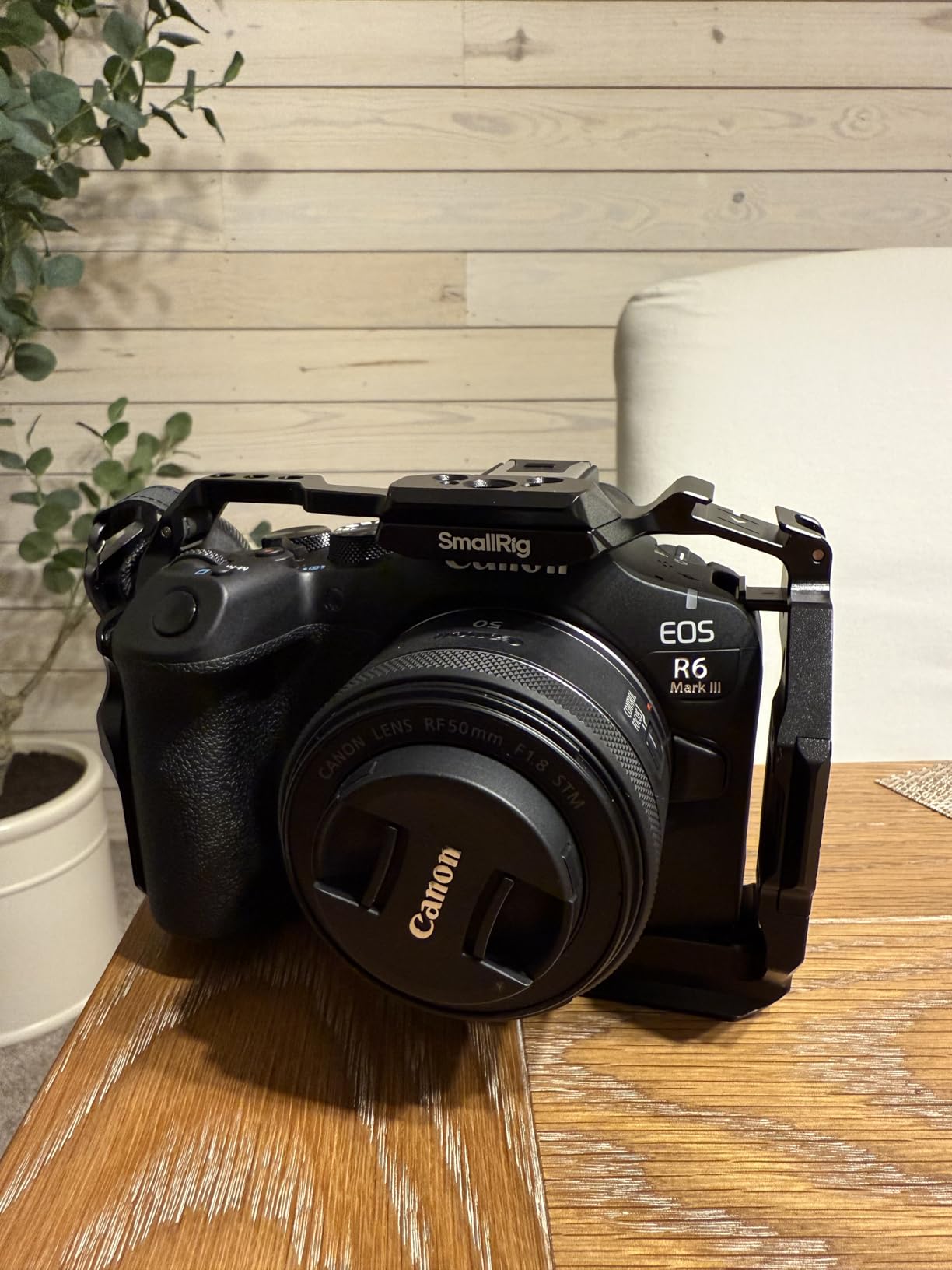SmallRig R6 II Hawklock Camera Cage Kit for Canon R6 Mark II, Full Cage with Top Handle and Cable Clamp, Buit-in Cold Shoes and NATO Rails -5197 customer photo 2